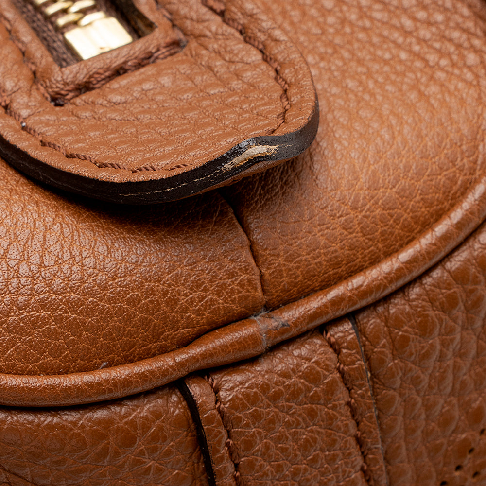 Louis Vuitton Mahina Leather Lunar PM Shoulder Bag (SHF-20919)
