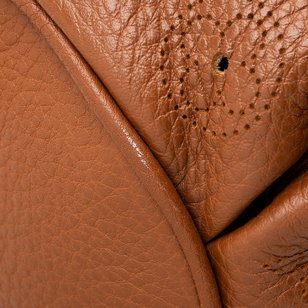 Louis Vuitton Mahina Leather Lunar PM Shoulder Bag (SHF-20919)