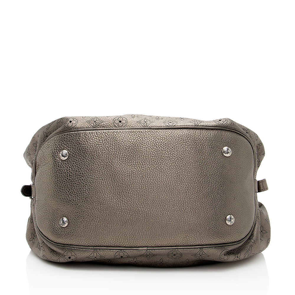 Louis Vuitton Metallic Mahina Leather L Hobo - FINAL SALE (SHF-19533)