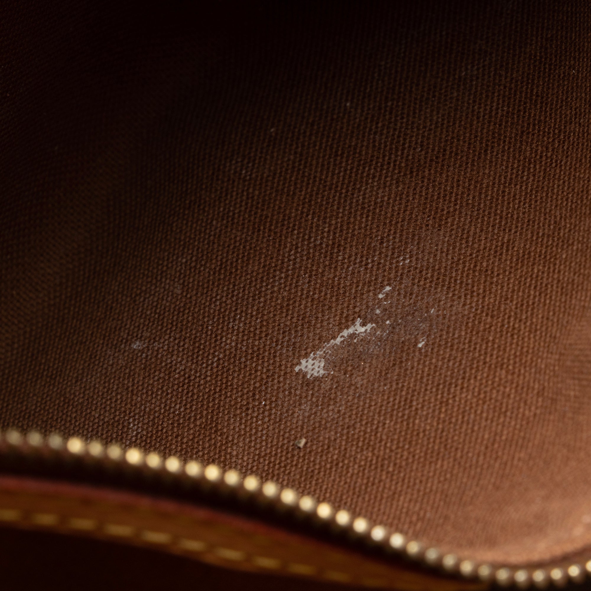 Louis Vuitton Monogram Canvas Batignolles Horizontal Tote (SHF-rslQMN)