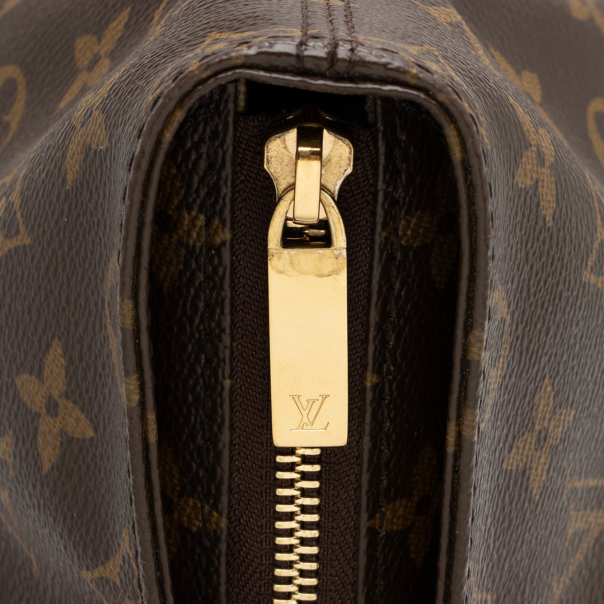 Louis Vuitton Monogram Canvas Cabas Mezzo Tote (SHF-3EPHi1)