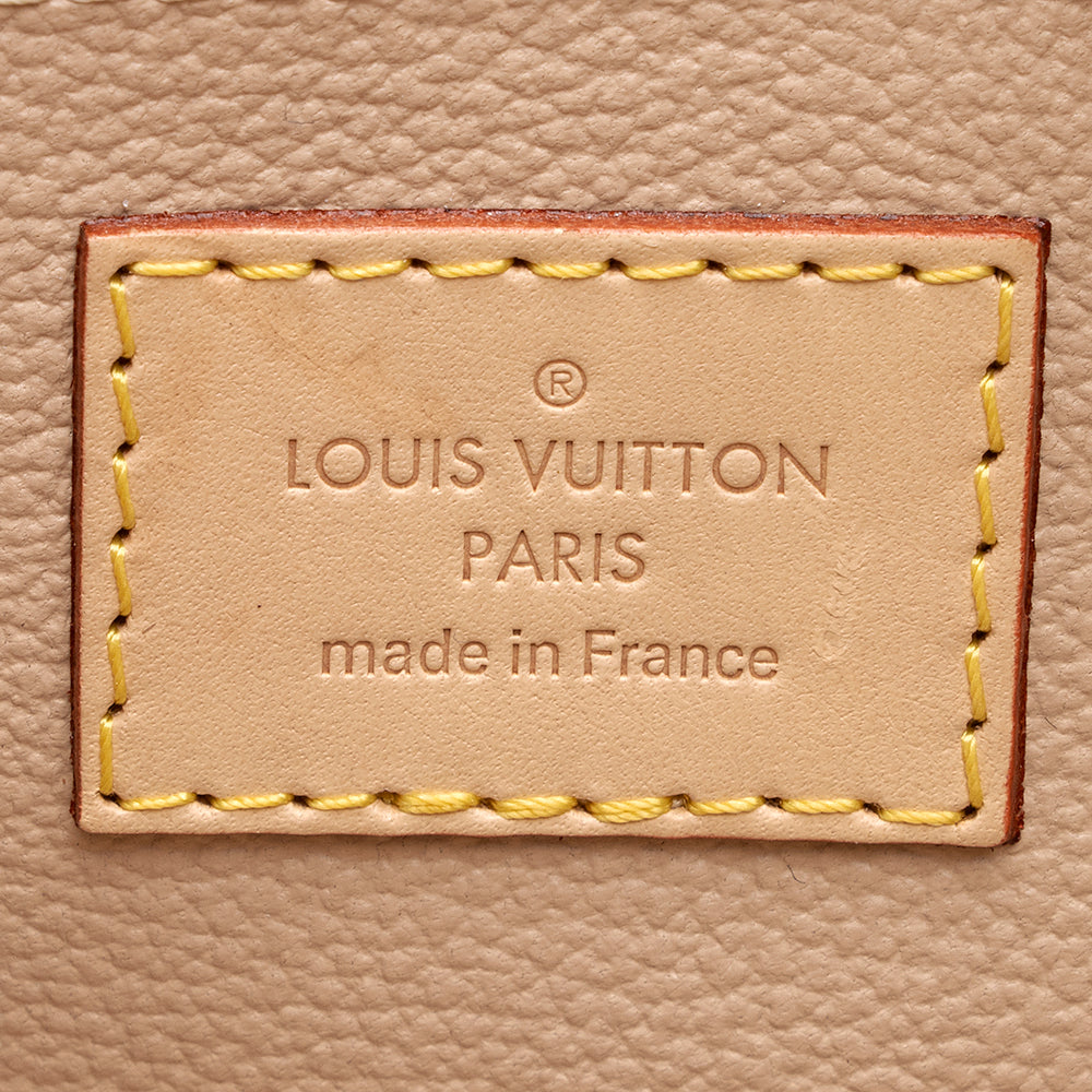 Louis Vuitton Monogram Canvas Cosmetic GM Pouch (SHF-19051)