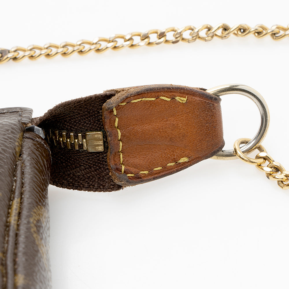 Louis Vuitton Monogram Canvas Mini Pochette Accessoires (SHF-18315)