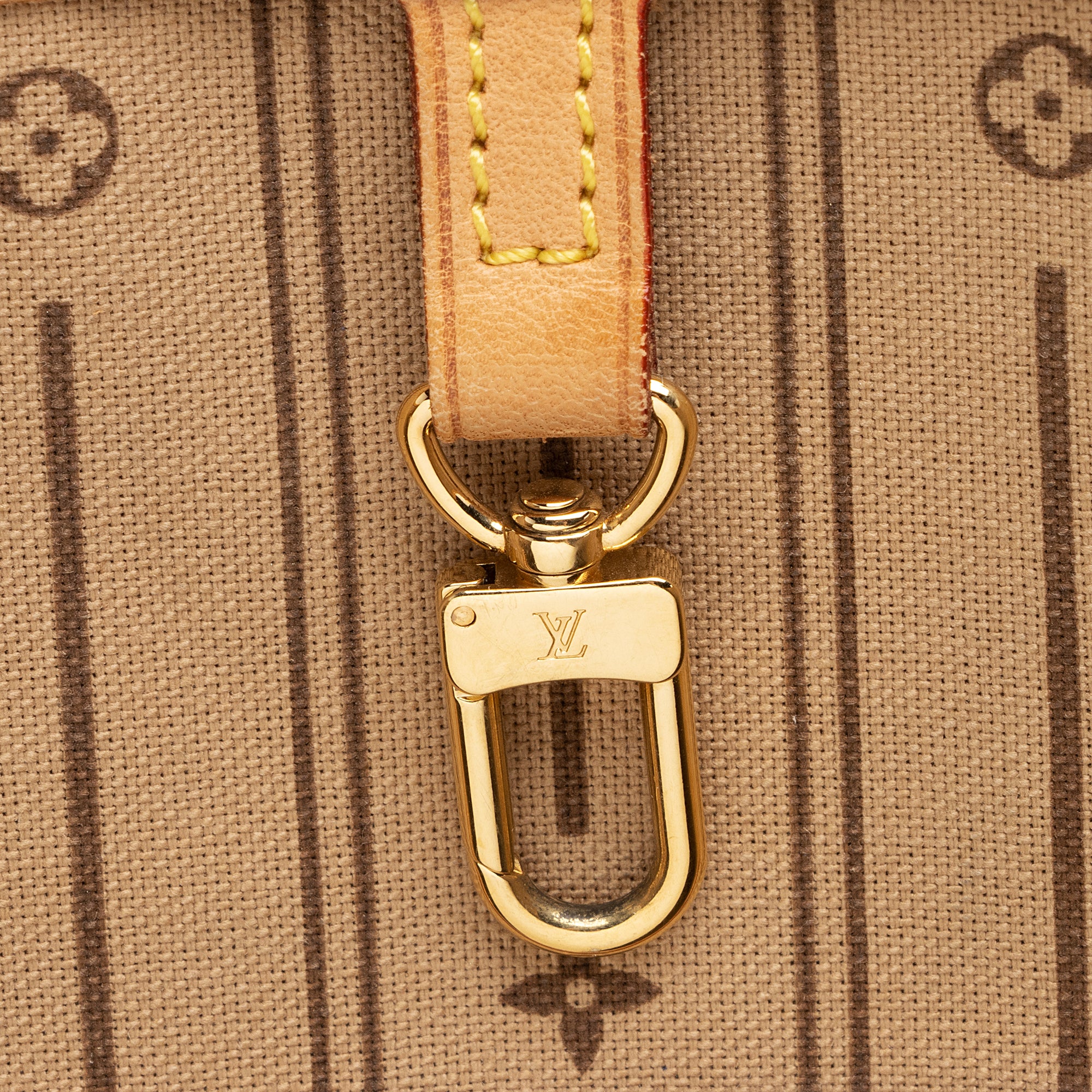 Louis Vuitton Monogram Canvas Neverfull GM Tote (SHF-23029)