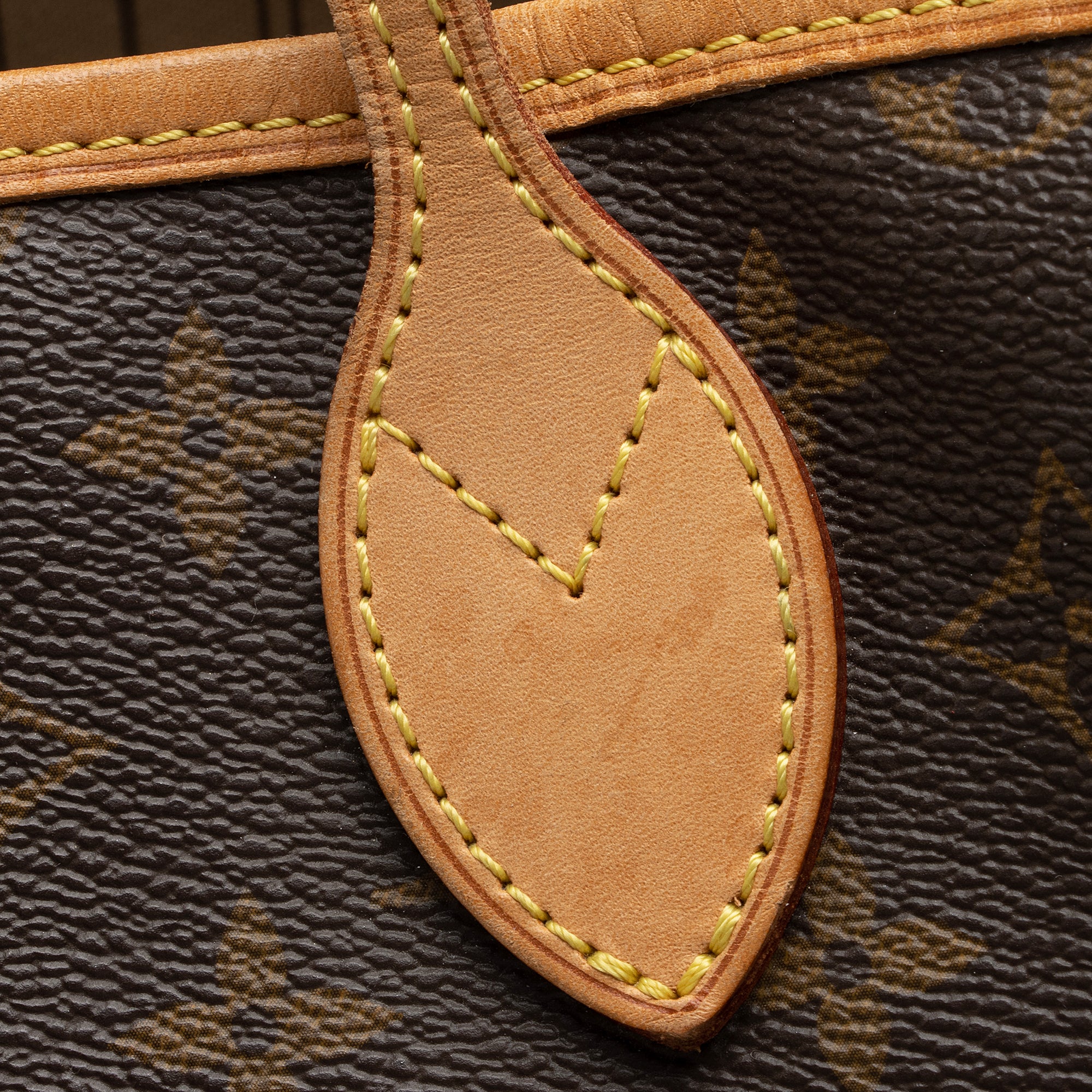 Louis Vuitton Monogram Canvas Neverfull GM Tote (SHF-23029)