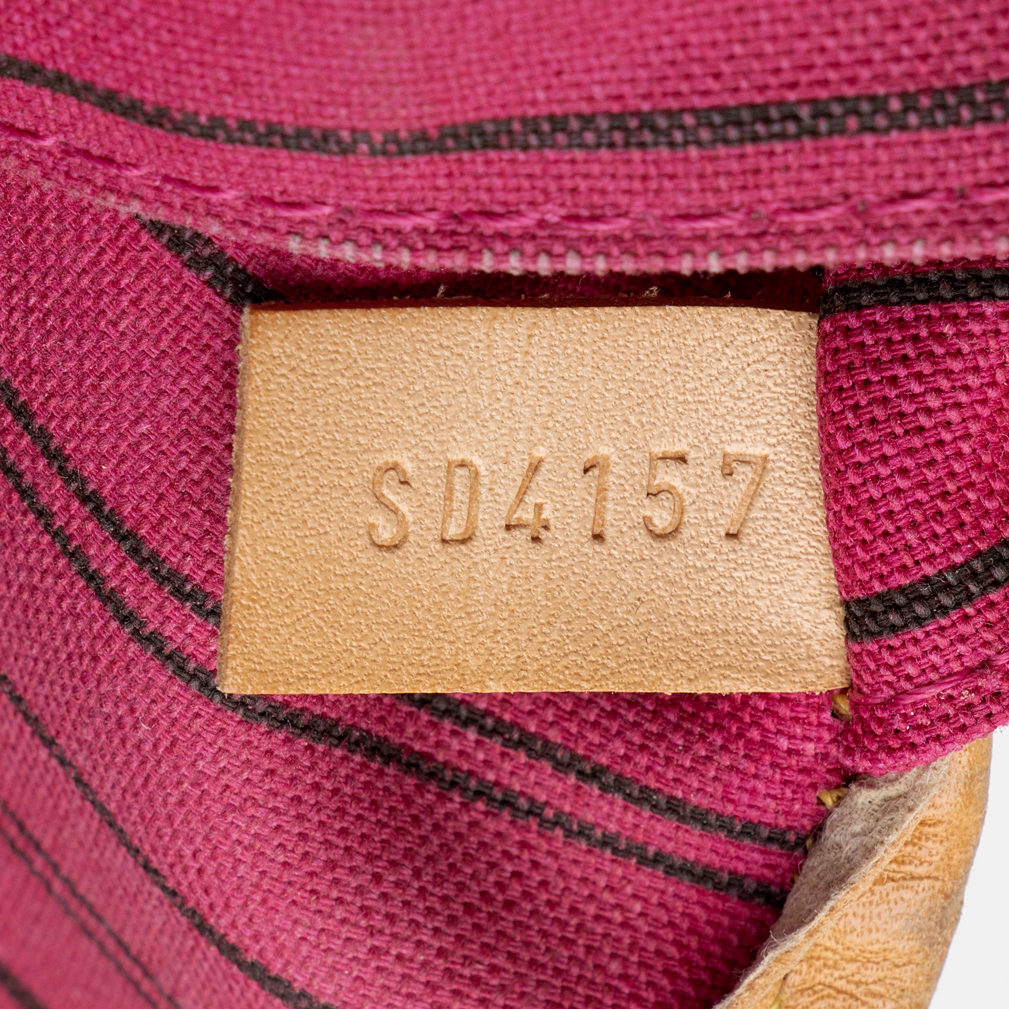 Louis Vuitton Monogram Canvas Neverfull MM Tote (SHF-4OIas4)