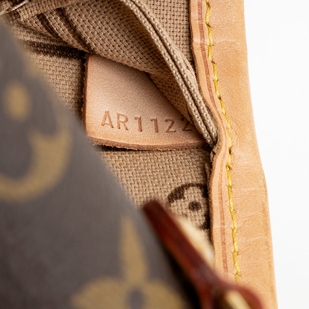 Louis Vuitton Monogram Canvas Neverfull PM Tote (SHF-18403)
