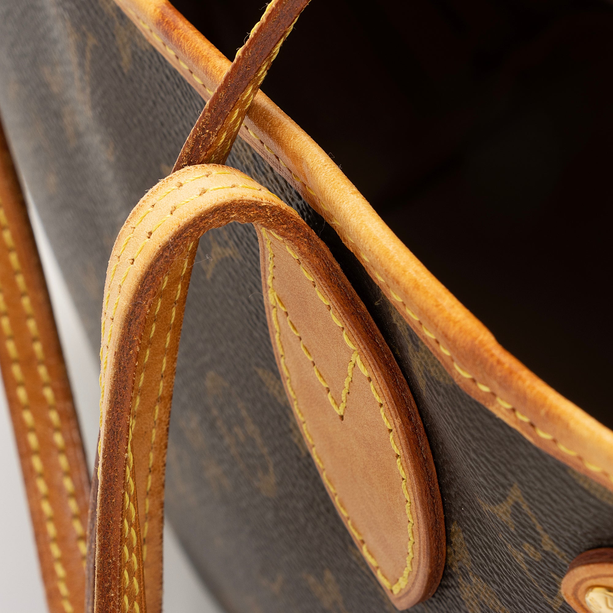 Louis Vuitton Monogram Canvas Neverfull PM Tote (SHF-22895)