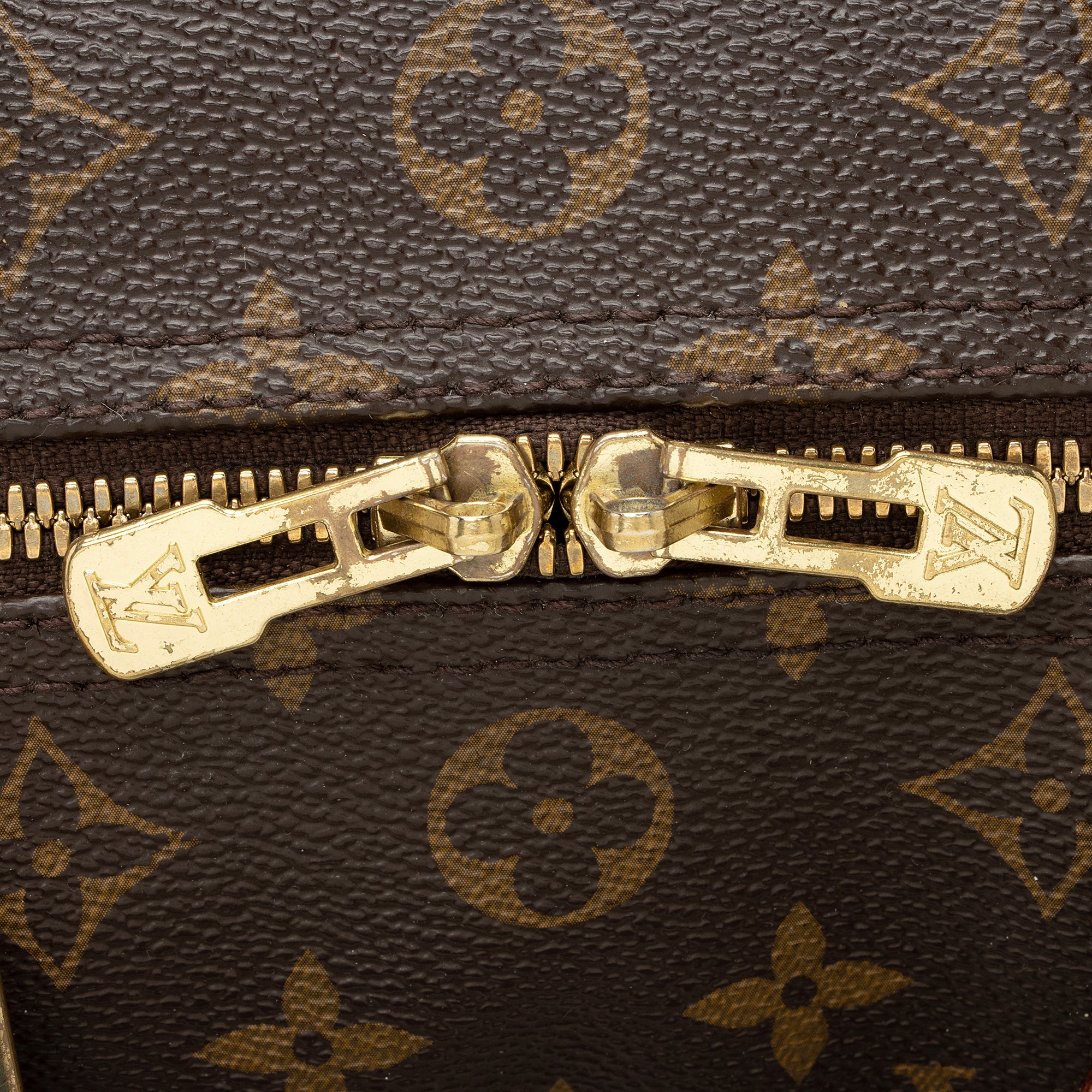 Louis Vuitton Monogram Canvas Speedy Bandouliere 30 Satchel (SHF-22714)