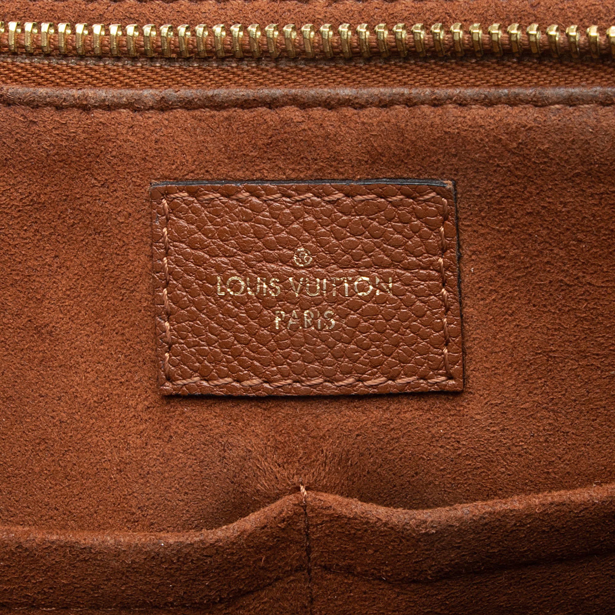 Louis Vuitton Monogram Canvas Surene MM Tote (SHF-23121)