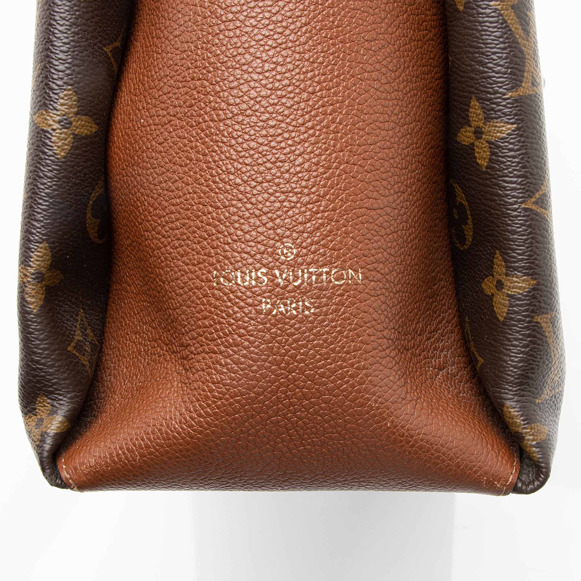 Louis Vuitton Monogram Canvas Surene MM Tote (SHF-23121)