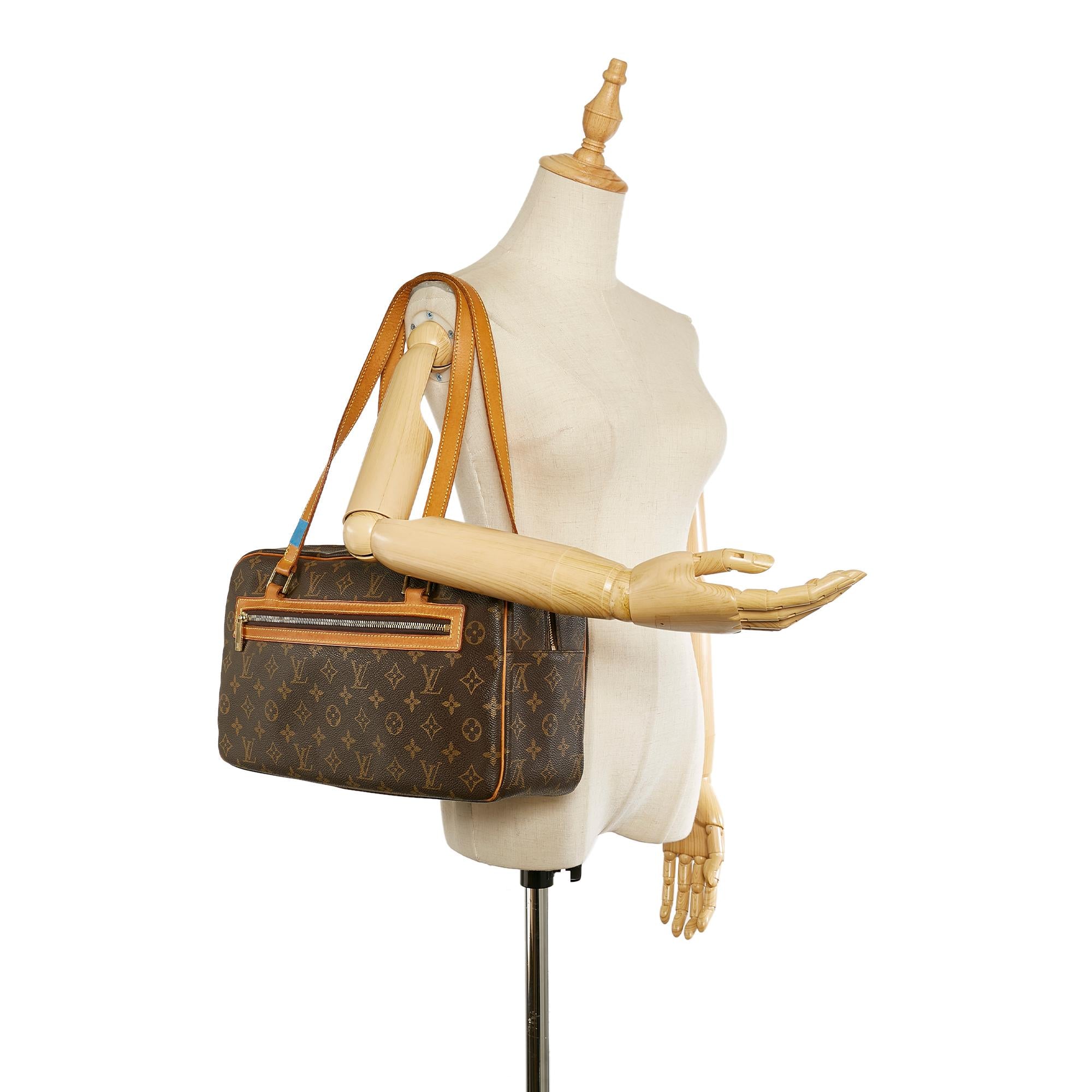Louis Vuitton Monogram Cite GM (SHG-24552)