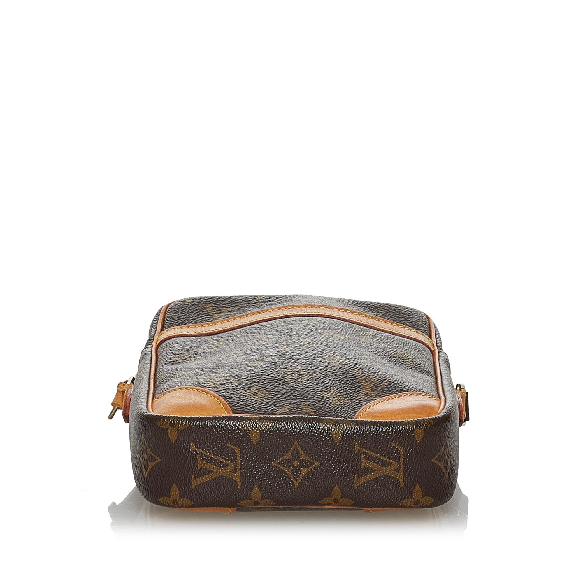 Louis Vuitton Monogram Danube (SHG-28245)