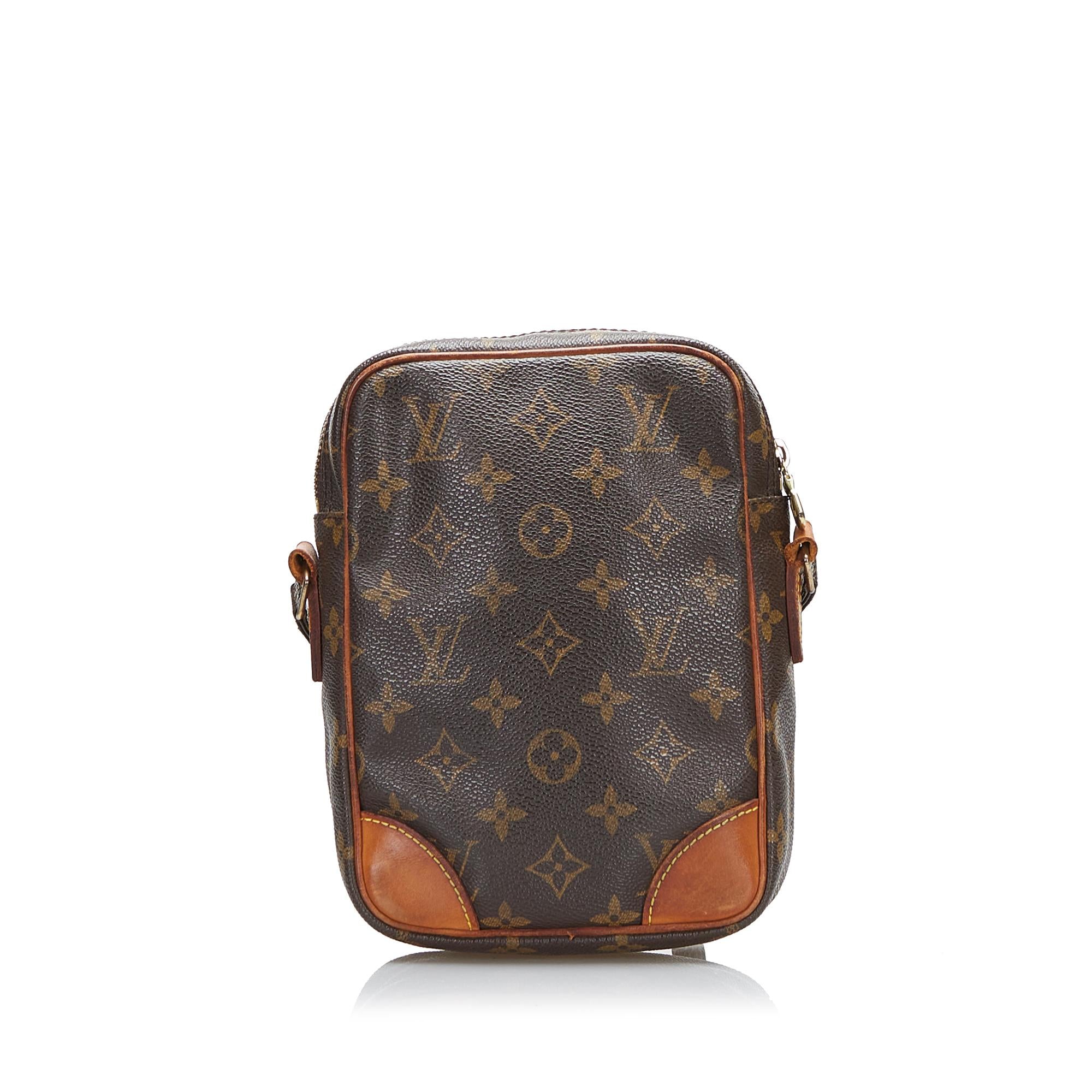 Louis Vuitton Monogram Danube (SHG-SMQgDx)