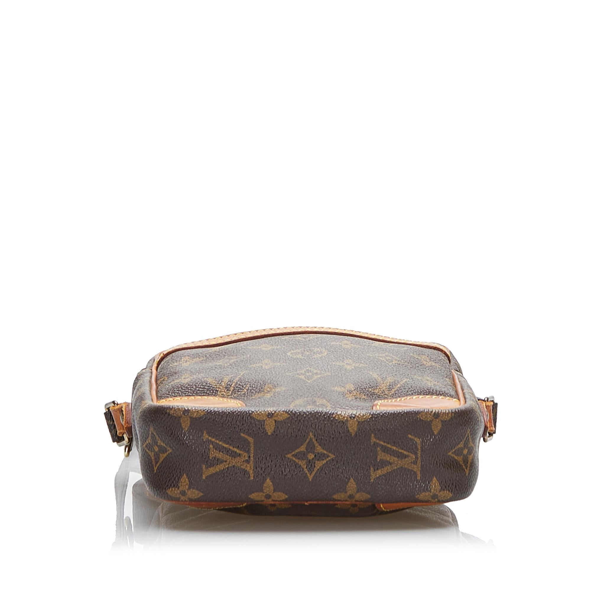 Louis Vuitton Monogram Danube (SHG-SMQgDx)