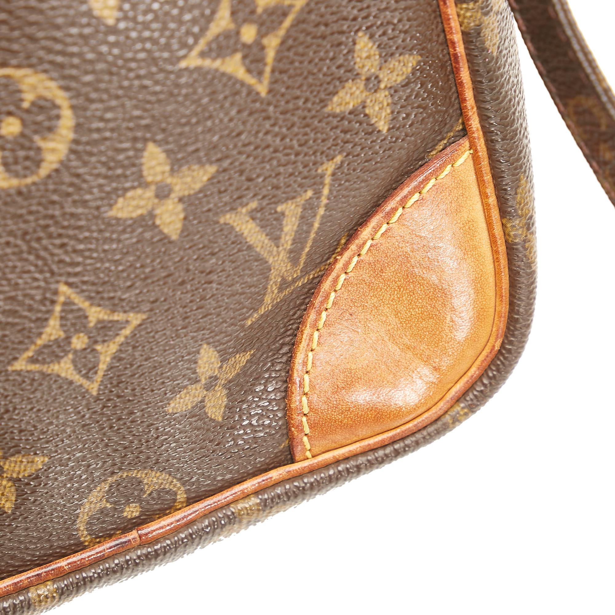 Louis Vuitton Monogram Danube (SHG-SMQgDx)
