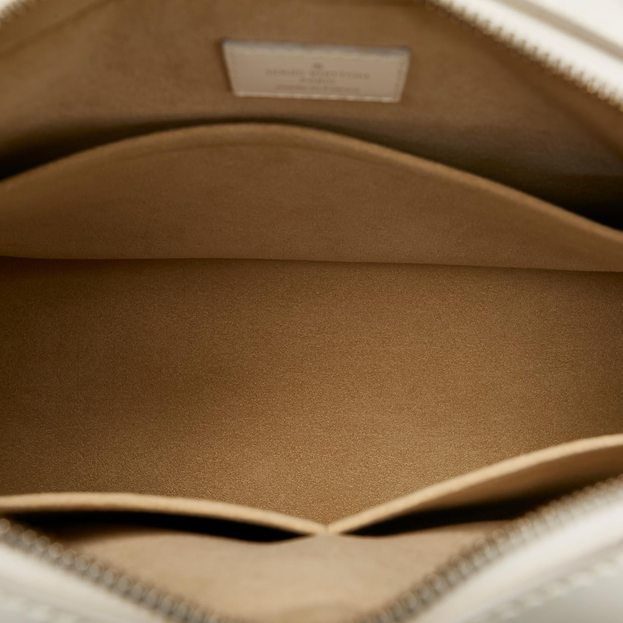 Louis Vuitton Monogram Dora PM (SHG-27925)
