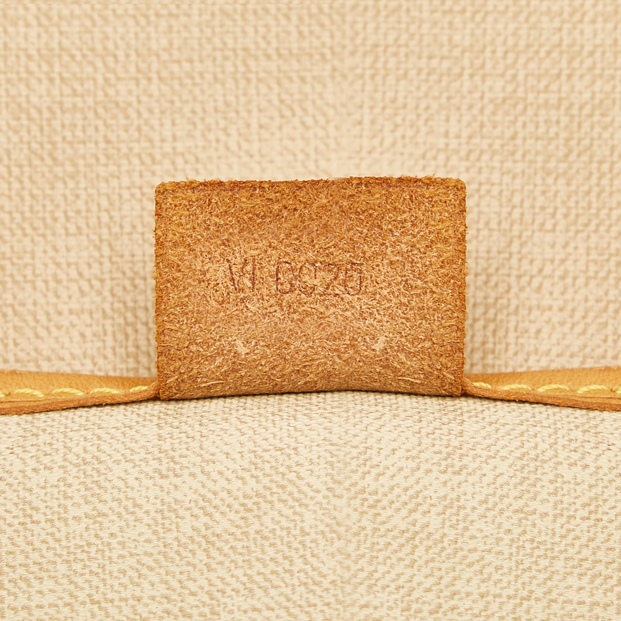 Louis Vuitton Monogram Excursion (SHG-32560)