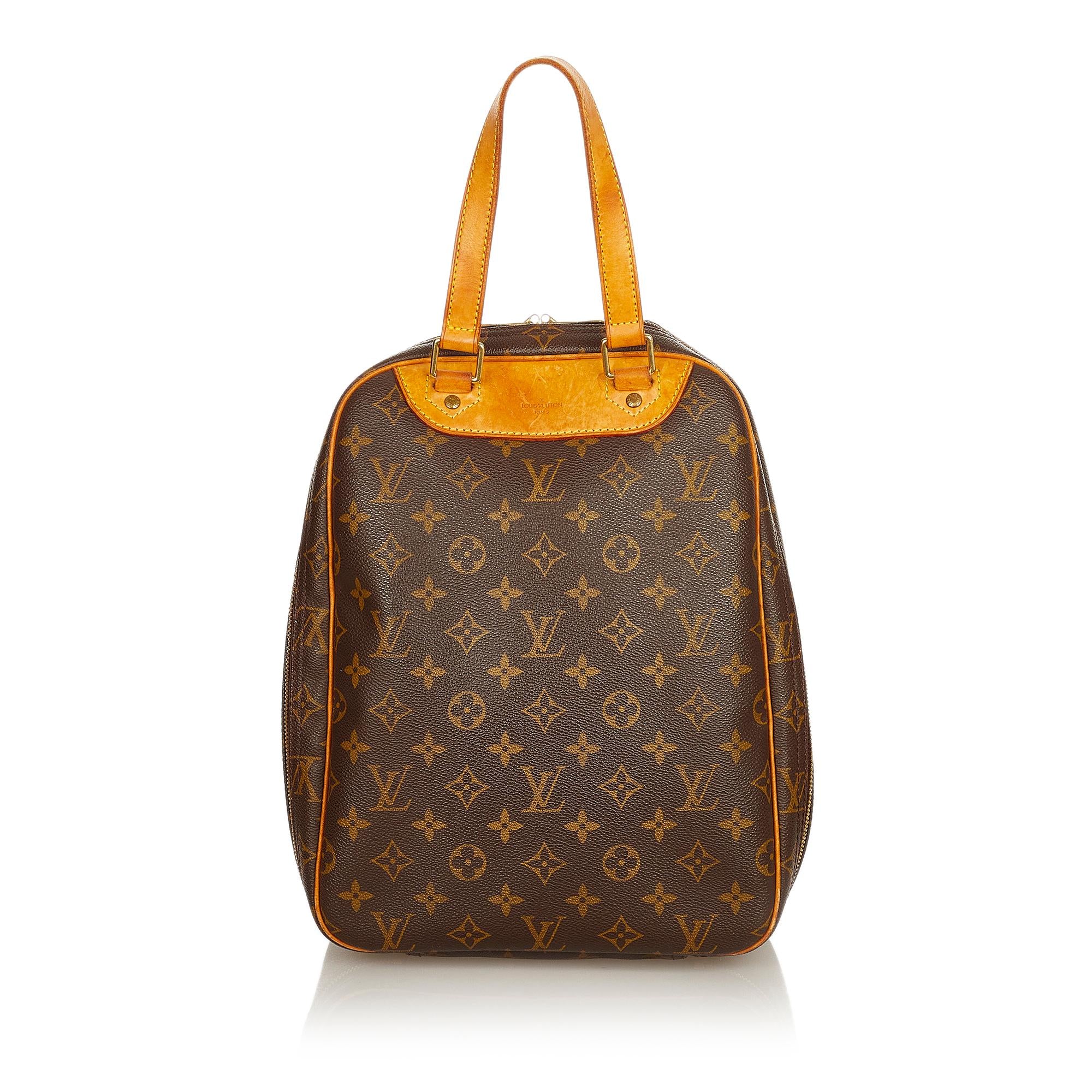 Louis Vuitton Monogram Excursion (SHG-32560)