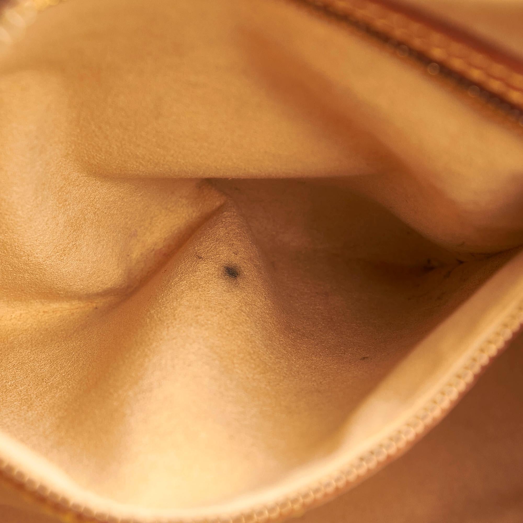 Louis Vuitton Monogram Looping GM (SHG-32429)