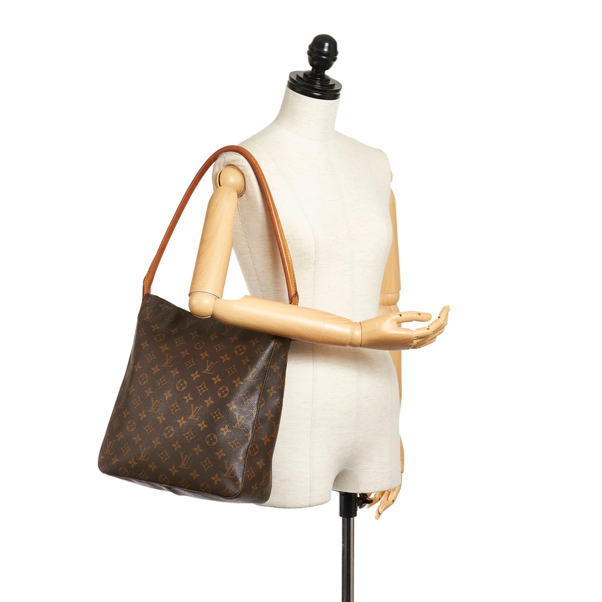 Louis Vuitton Monogram Looping GM (SHG-32429)