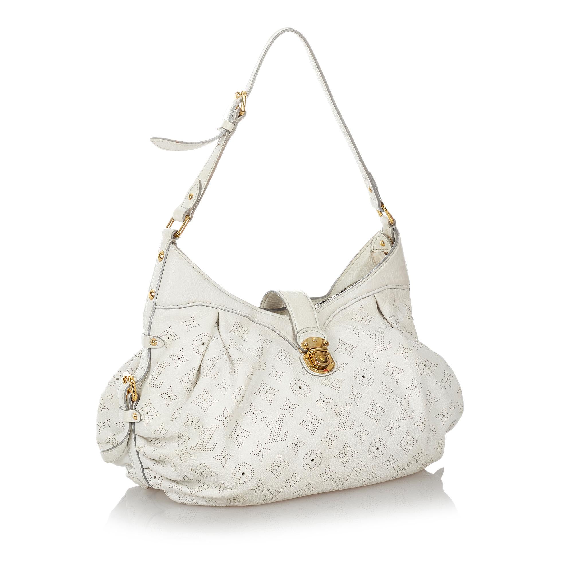 Louis Vuitton Monogram Mahina XS (SHG-27111)