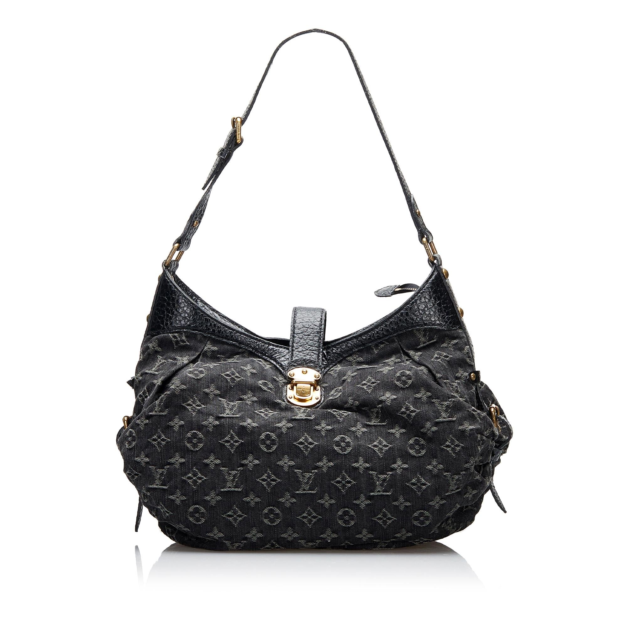 Louis Vuitton Monogram Mahina XS (SHG-Petr0E)