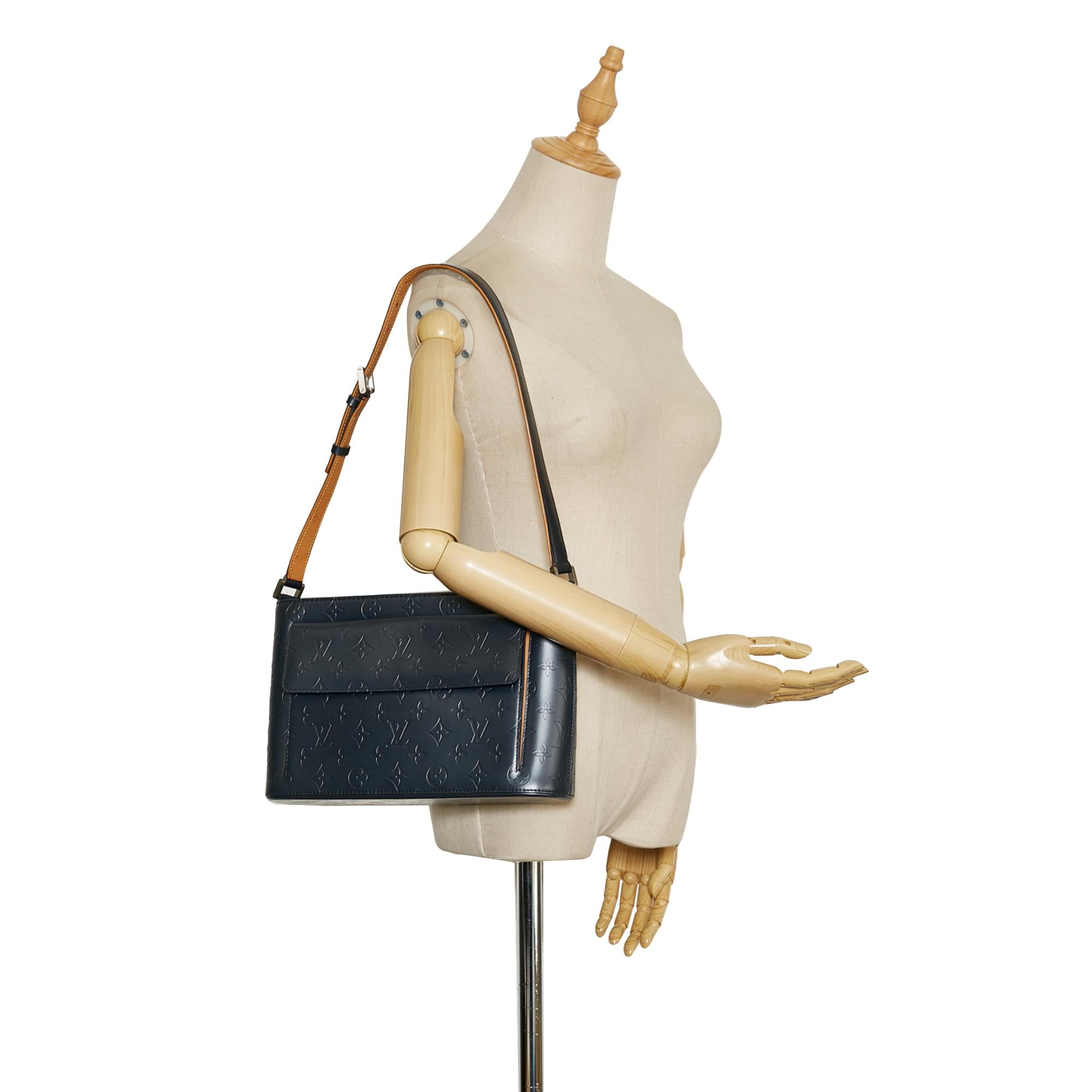 Louis Vuitton Monogram Mat Allston (SHG-37032)