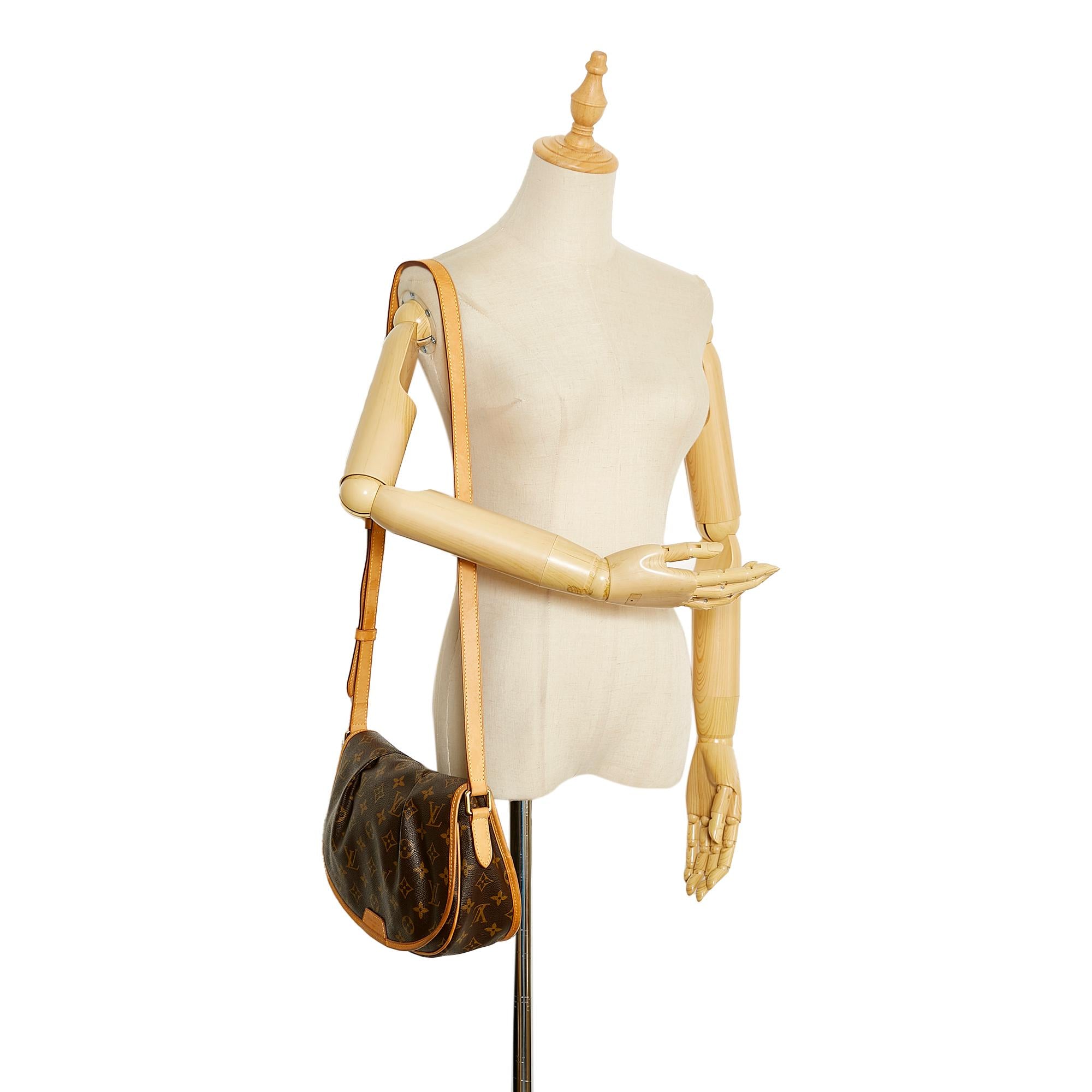 Louis Vuitton Monogram Menilmontant PM (SHG-2ez90s)