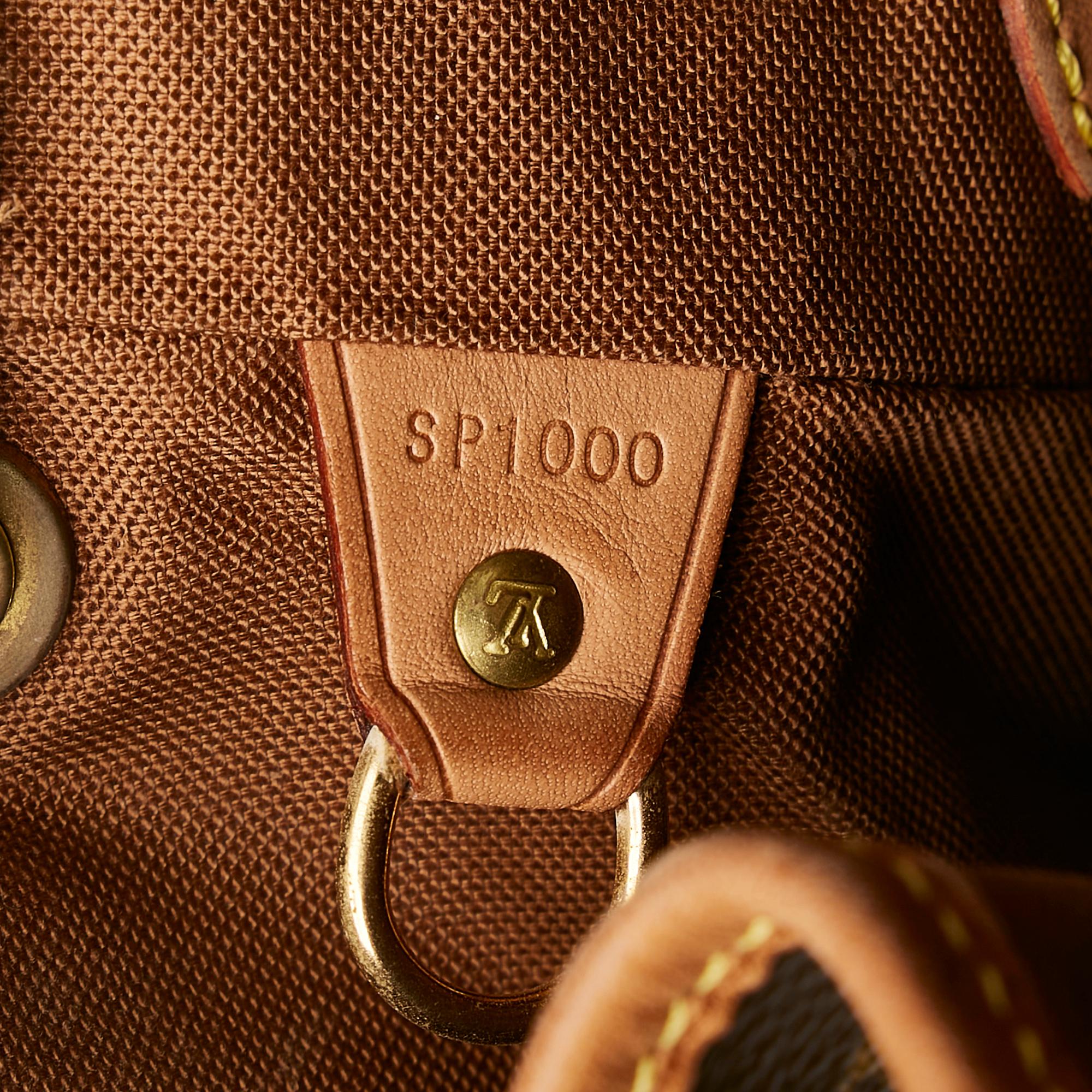 Louis Vuitton Monogram Montsouris MM (SHG-goiN7O)