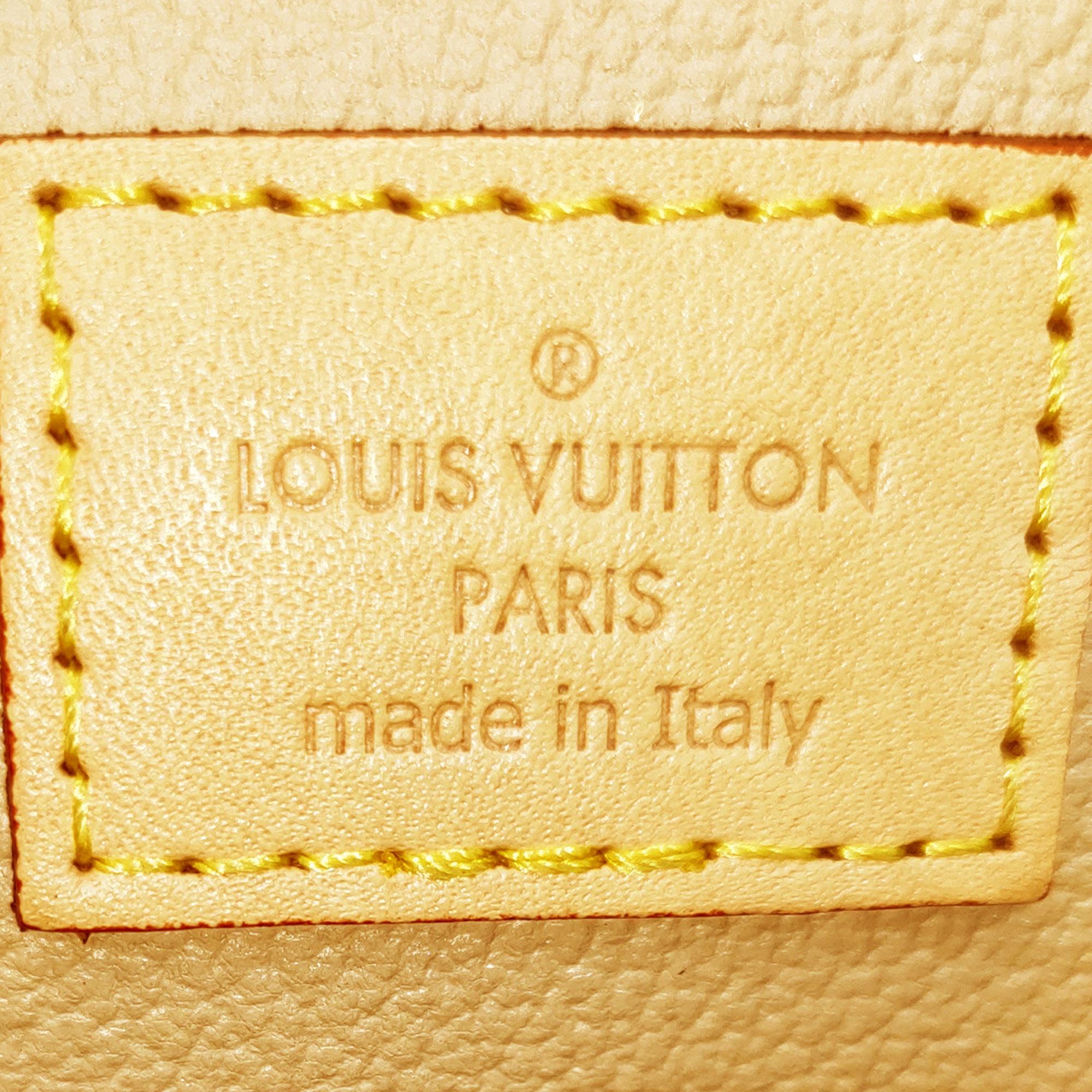 Louis Vuitton Monogram Nice Mini Toiletry Pouch (SHG-36862)