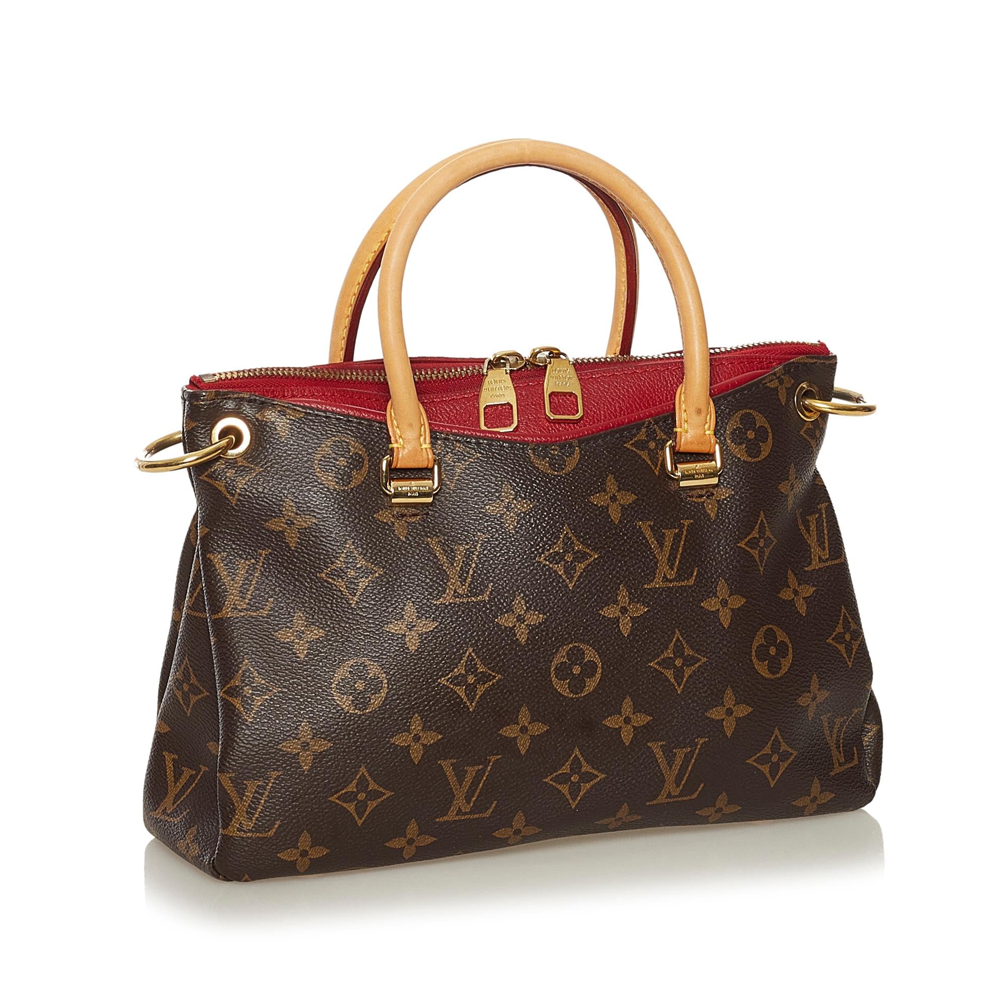 Louis Vuitton Monogram Pallas BB (SHG-LiHYCz)