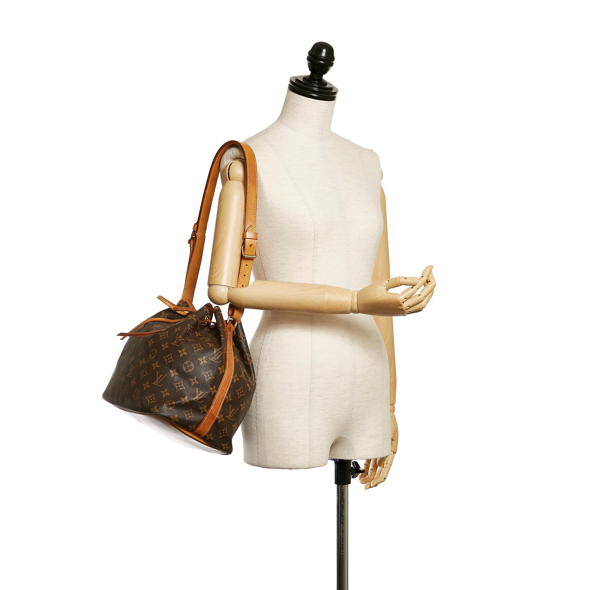 Louis Vuitton Monogram Petit Noe (SHG-32398)