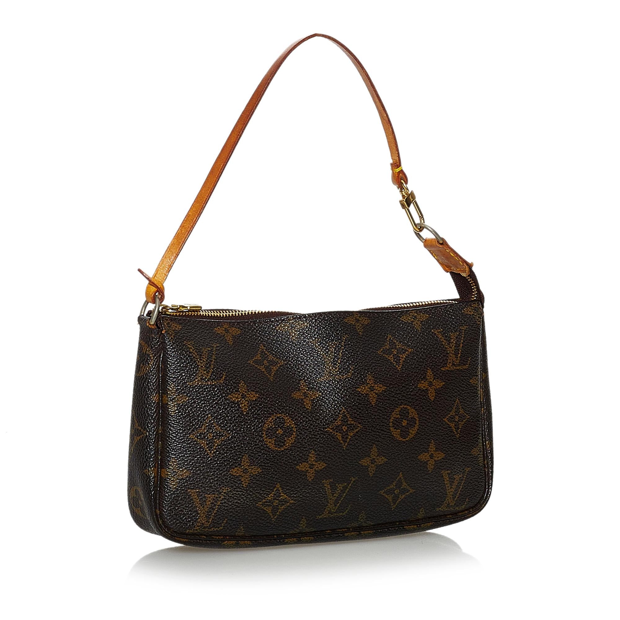 Louis Vuitton Monogram Pochette Accessoires (SHG-28301)