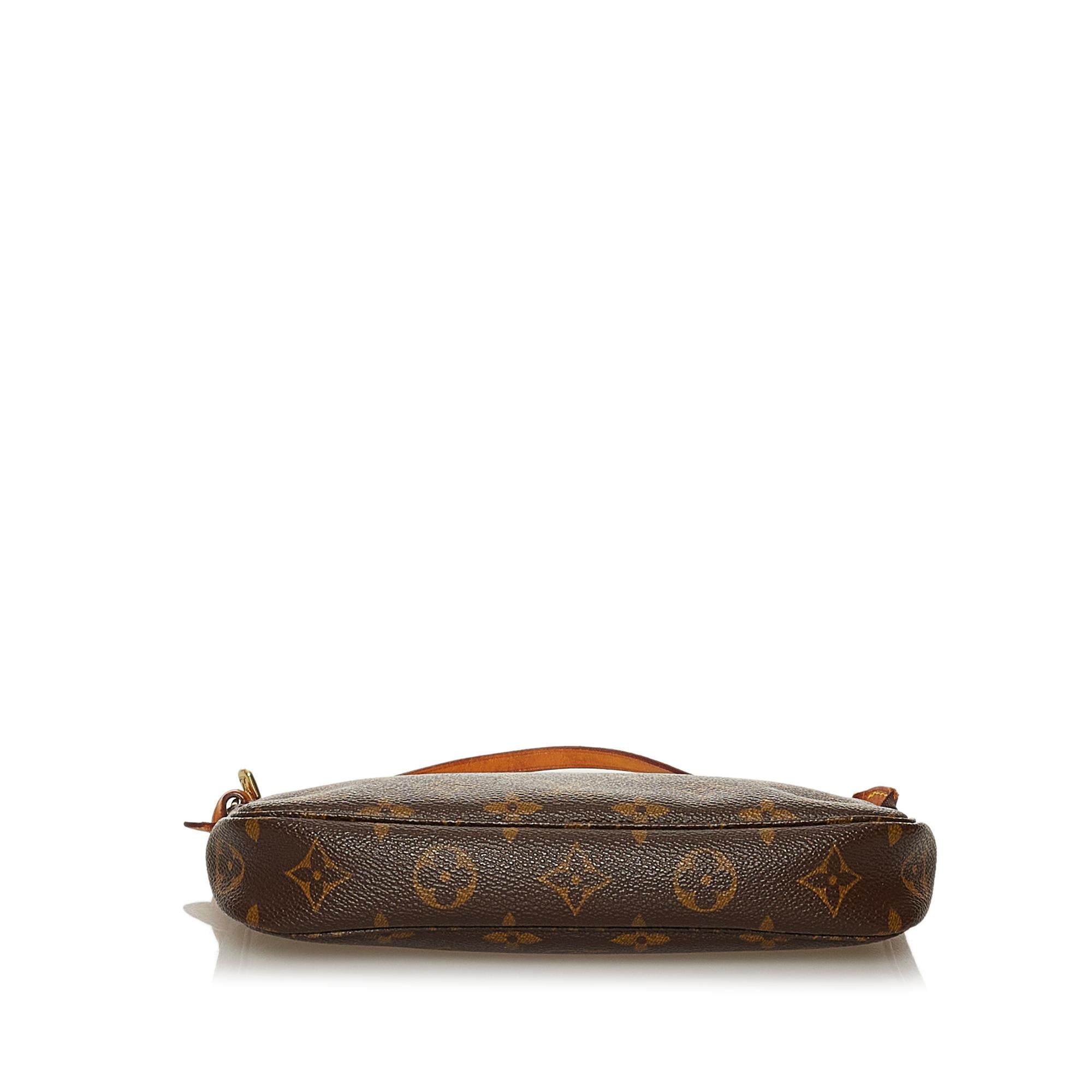 Louis Vuitton Monogram Pochette Accessoires (SHG-28609)