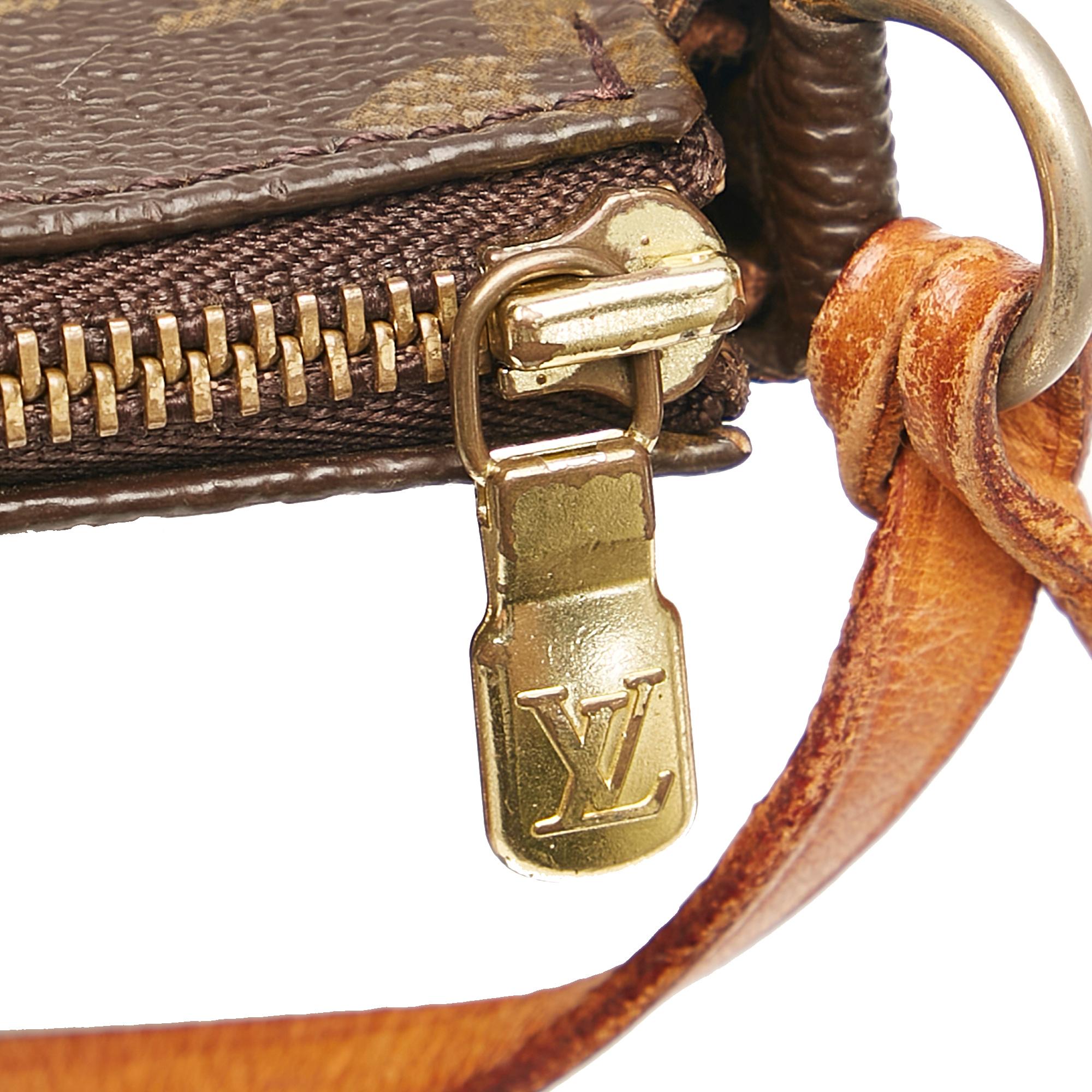 Louis Vuitton Monogram Pochette Accessoires (SHG-34618)