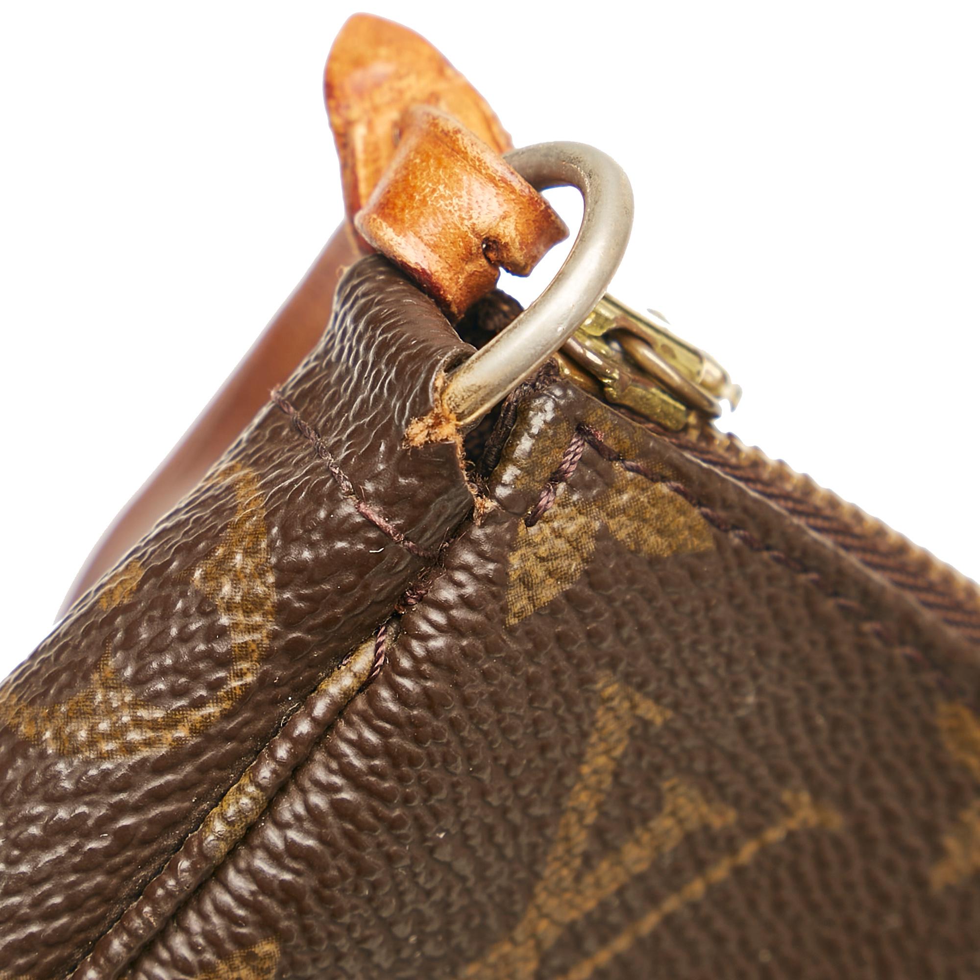 Louis Vuitton Monogram Pochette Accessoires (SHG-34618)