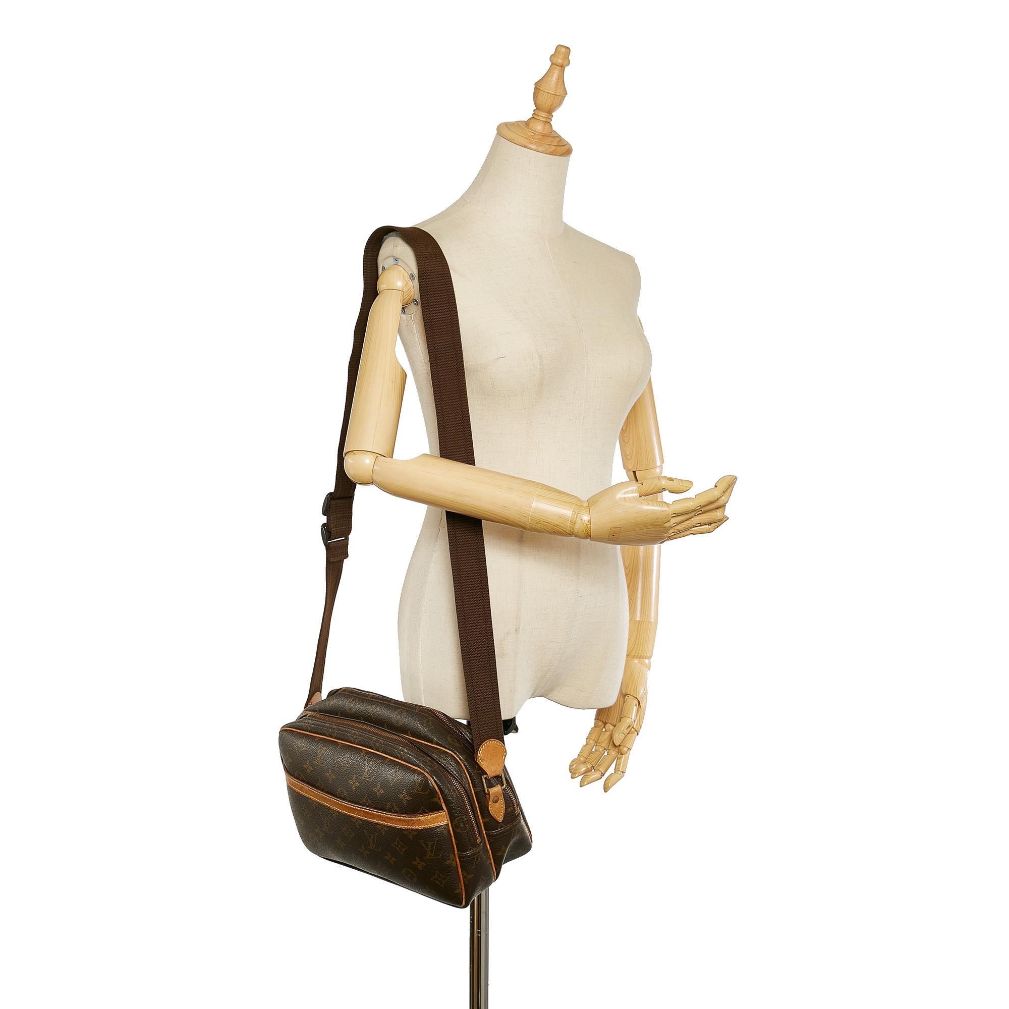 Louis Vuitton Monogram Reporter PM (SHG-32559)