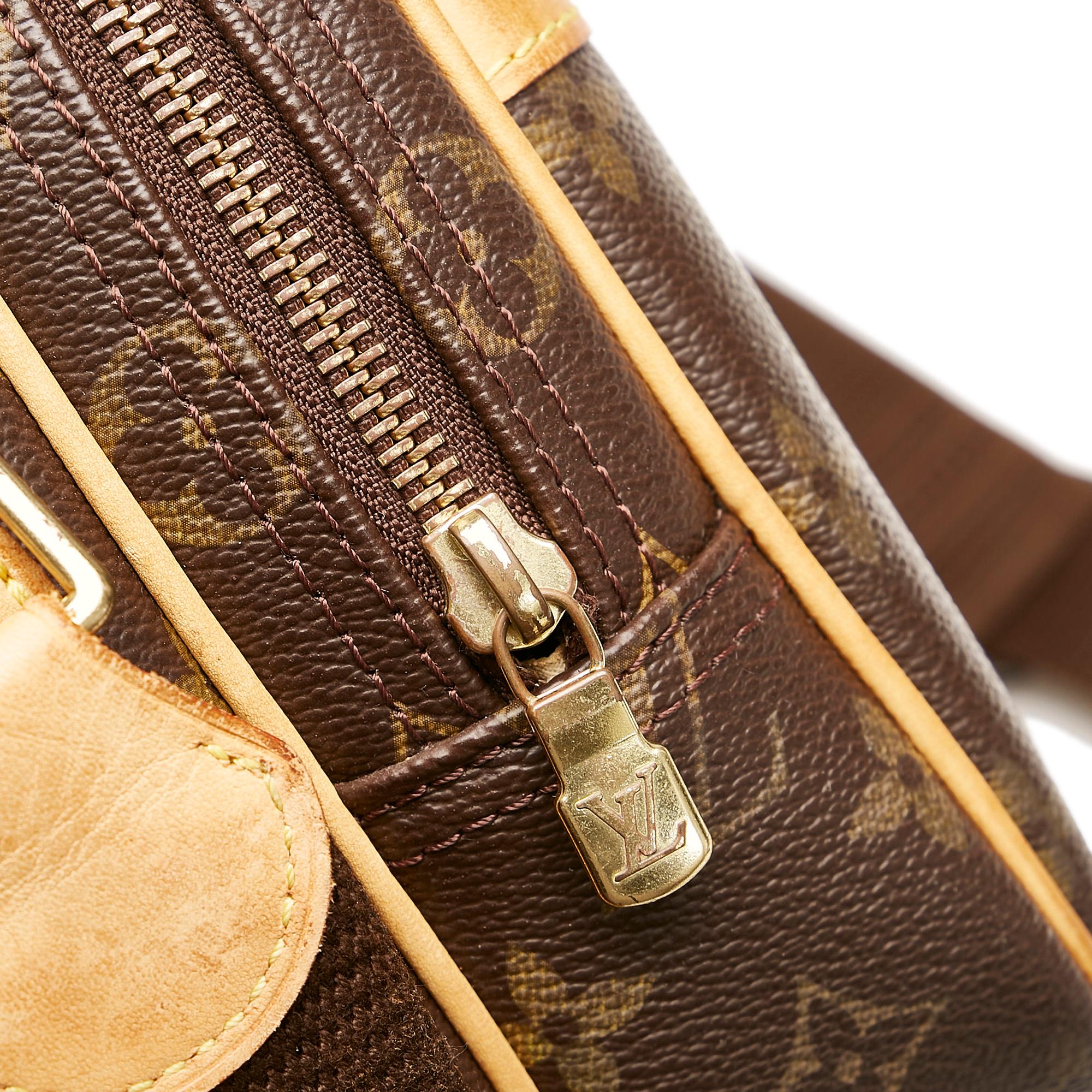 Louis Vuitton Monogram Reporter PM (SHG-36610)