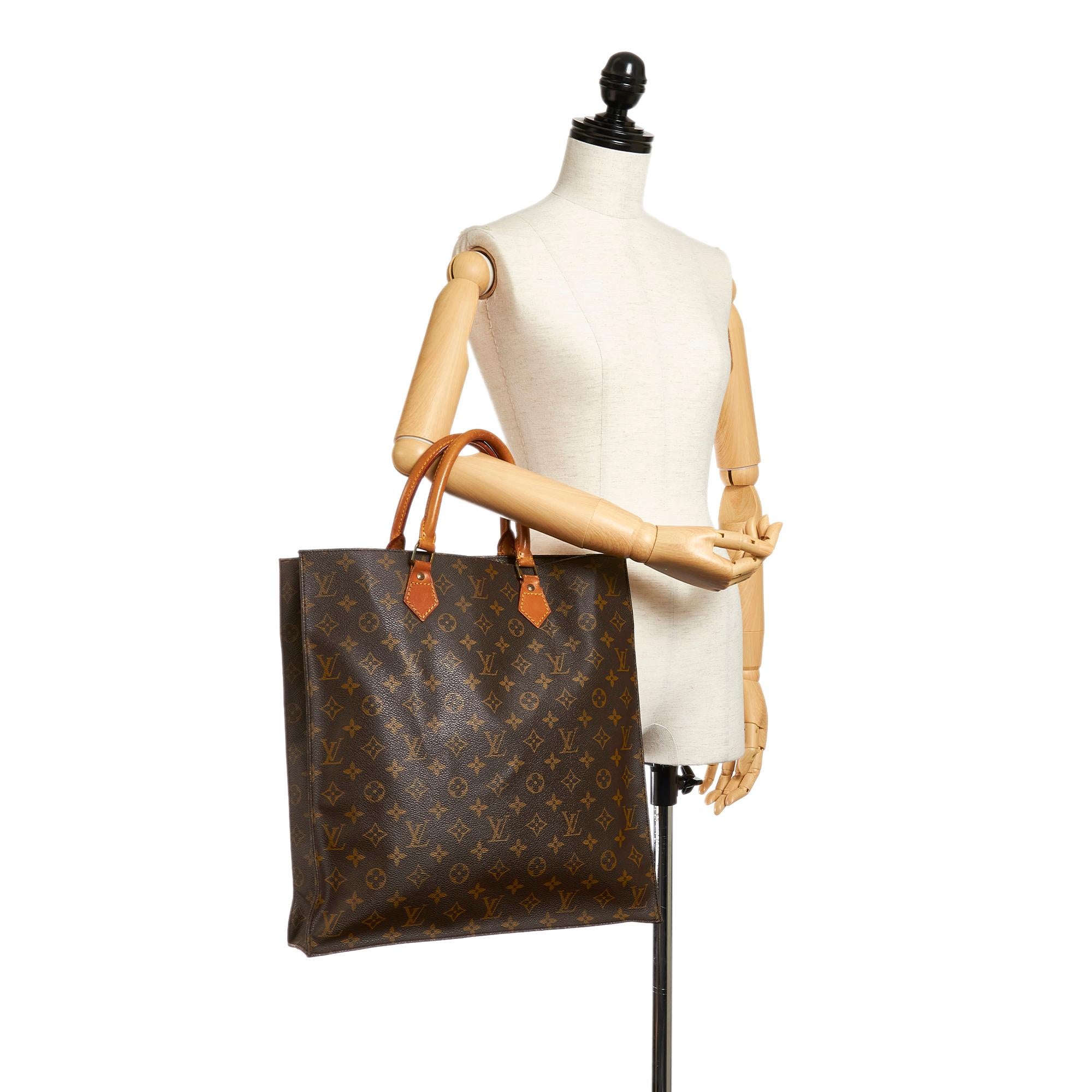 Louis Vuitton Monogram Sac Plat (SHG-28497)