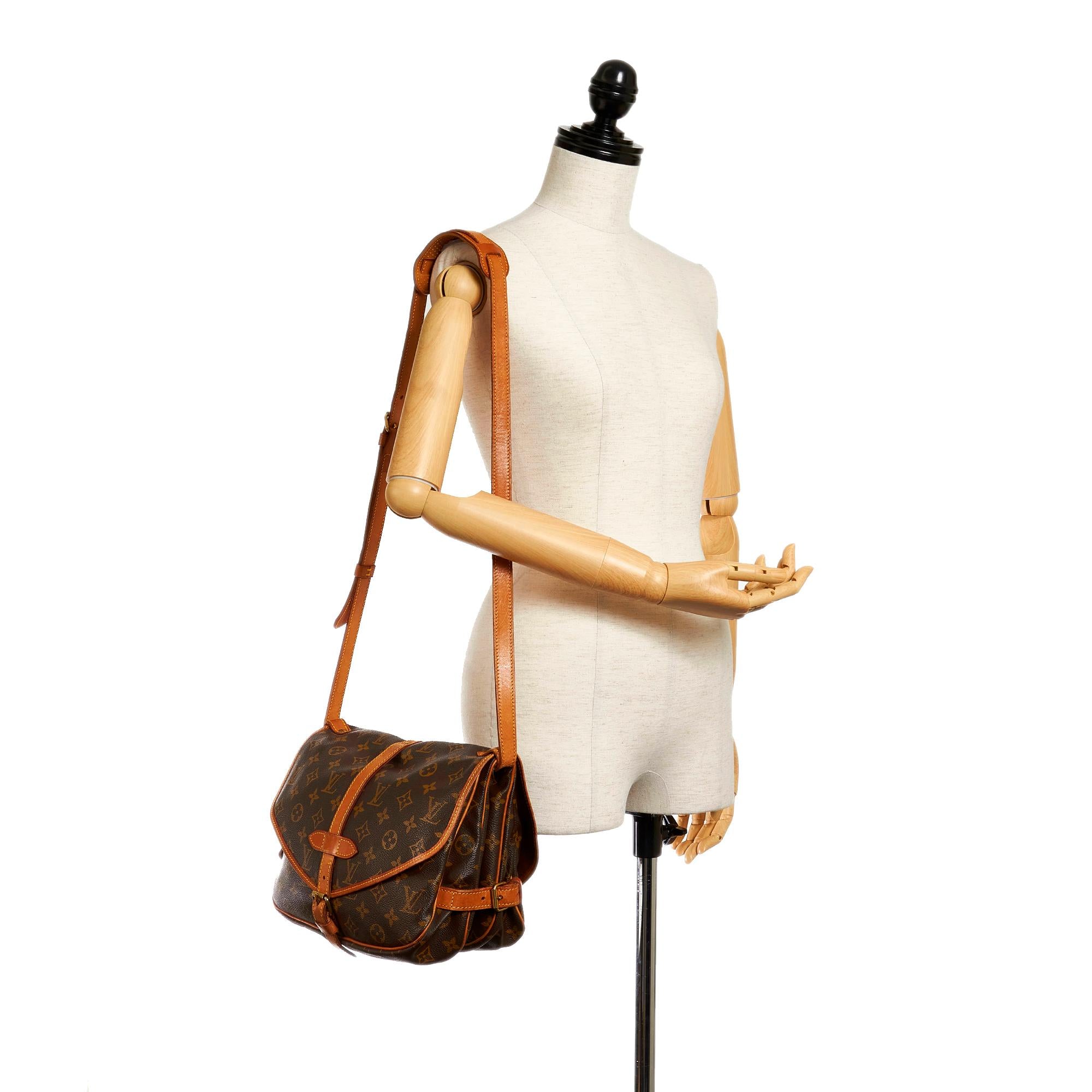 Louis Vuitton Monogram Saumur 25 (SHG-28331)