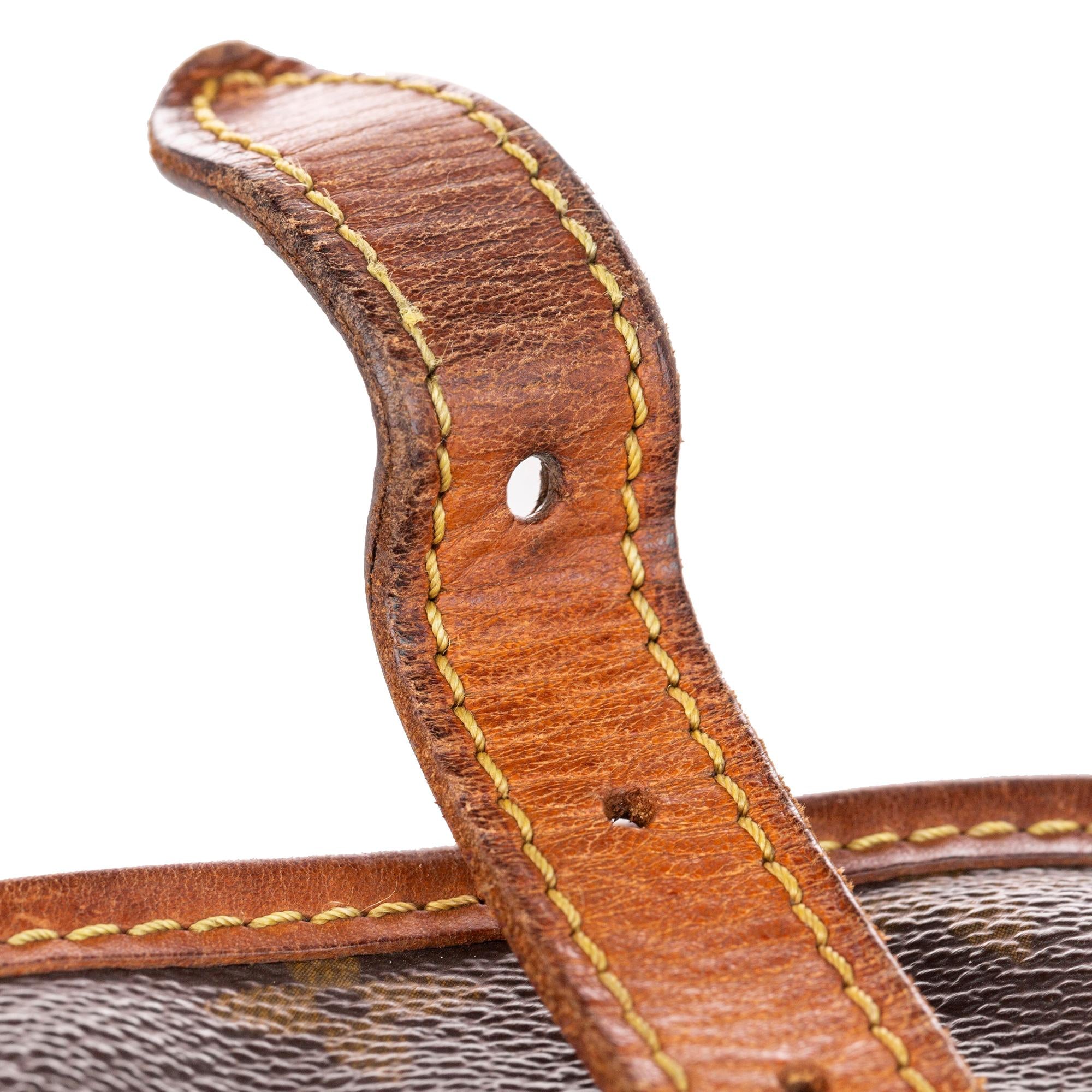 Louis Vuitton Monogram Saumur 25 (SHG-34635)