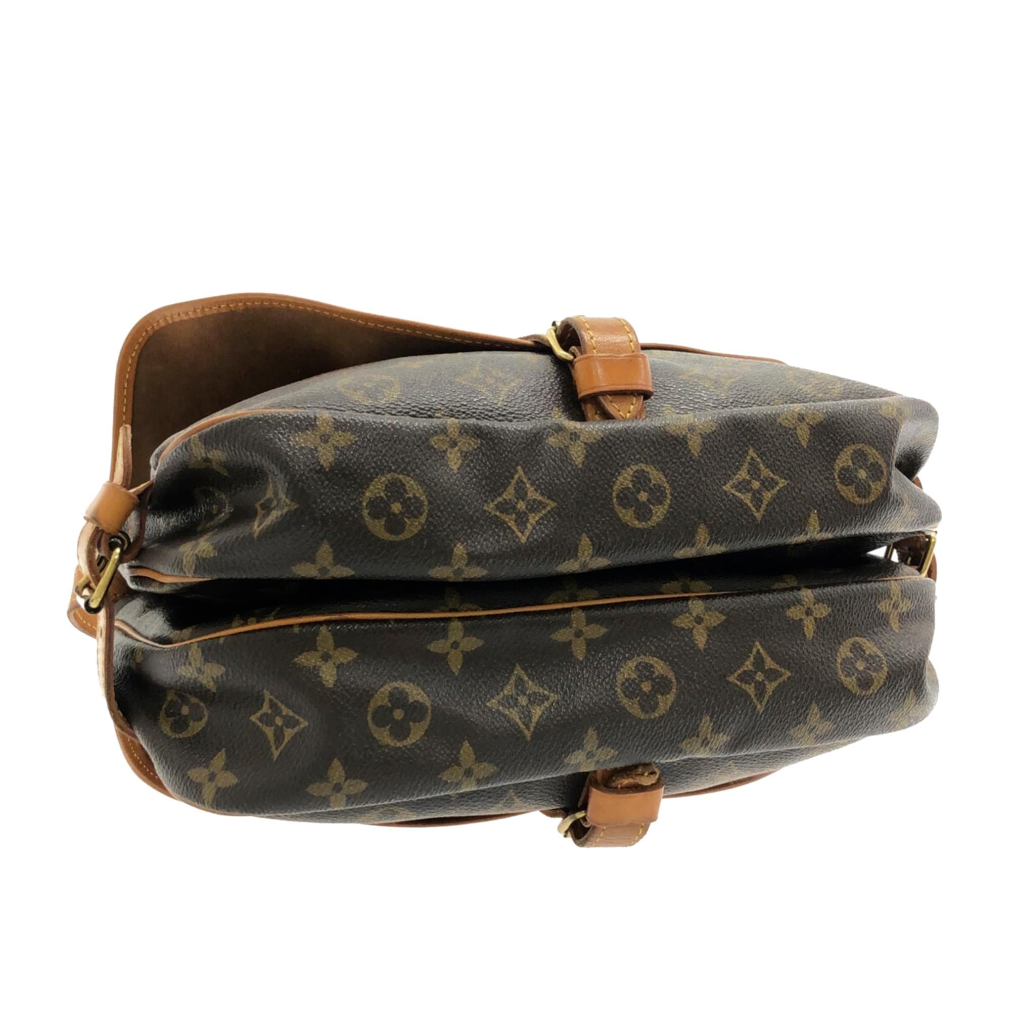 Louis Vuitton Monogram Saumur 30 (SHG-MDOti7)