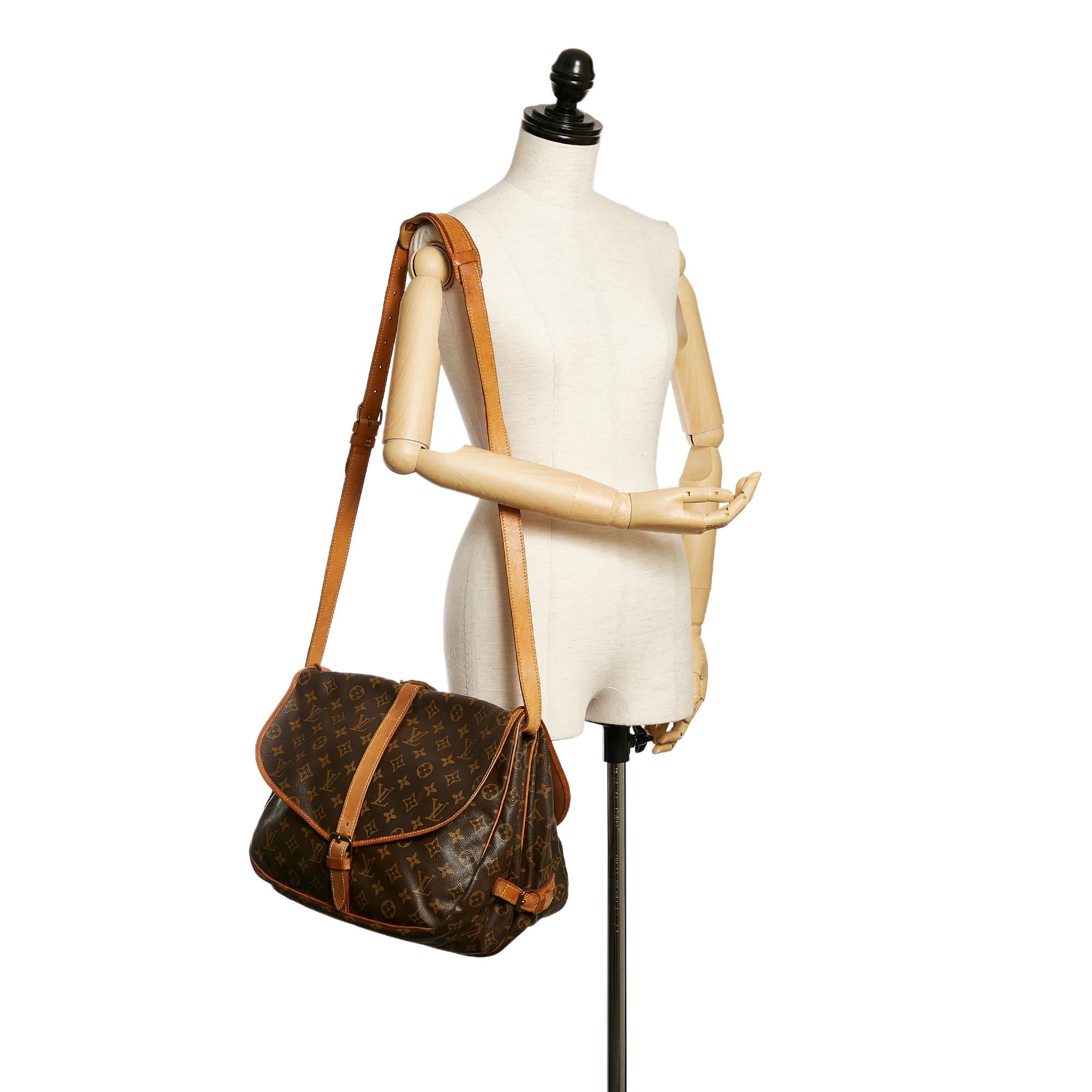 Louis Vuitton Monogram Saumur 35 (SHG-28463)