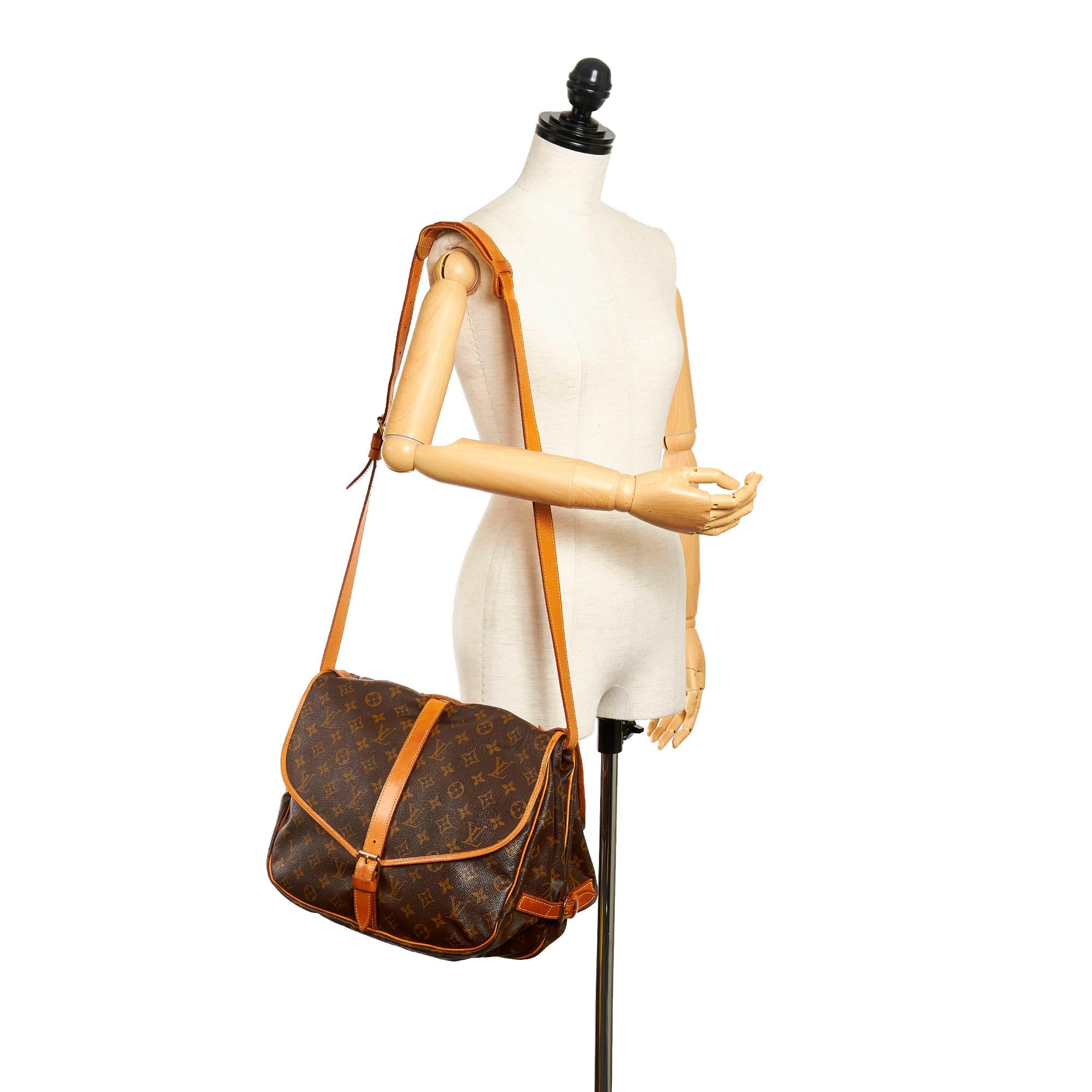 Louis Vuitton Monogram Saumur 35 (SHG-32284)