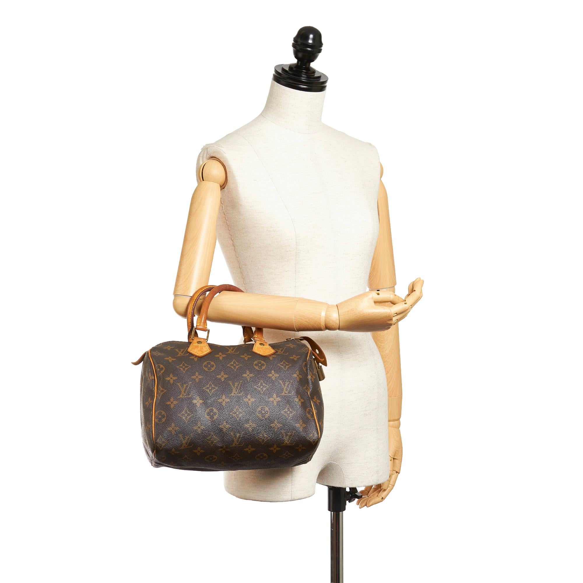 Louis Vuitton Monogram Speedy 25 (SHG-27739)