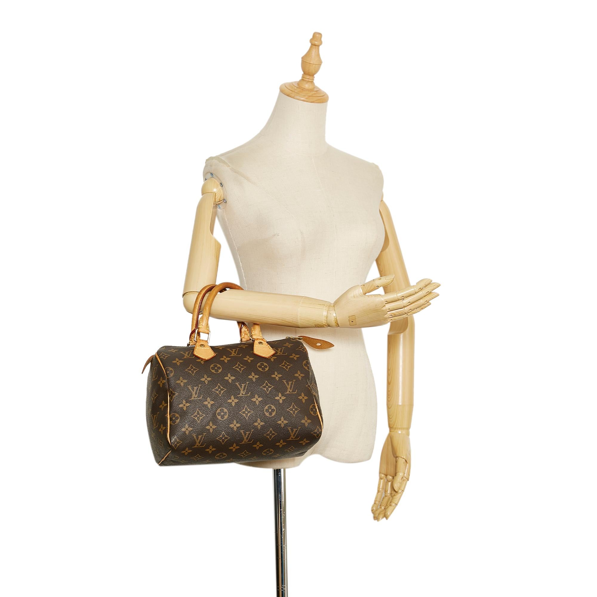 Louis Vuitton Monogram Speedy 25 (SHG-36878)
