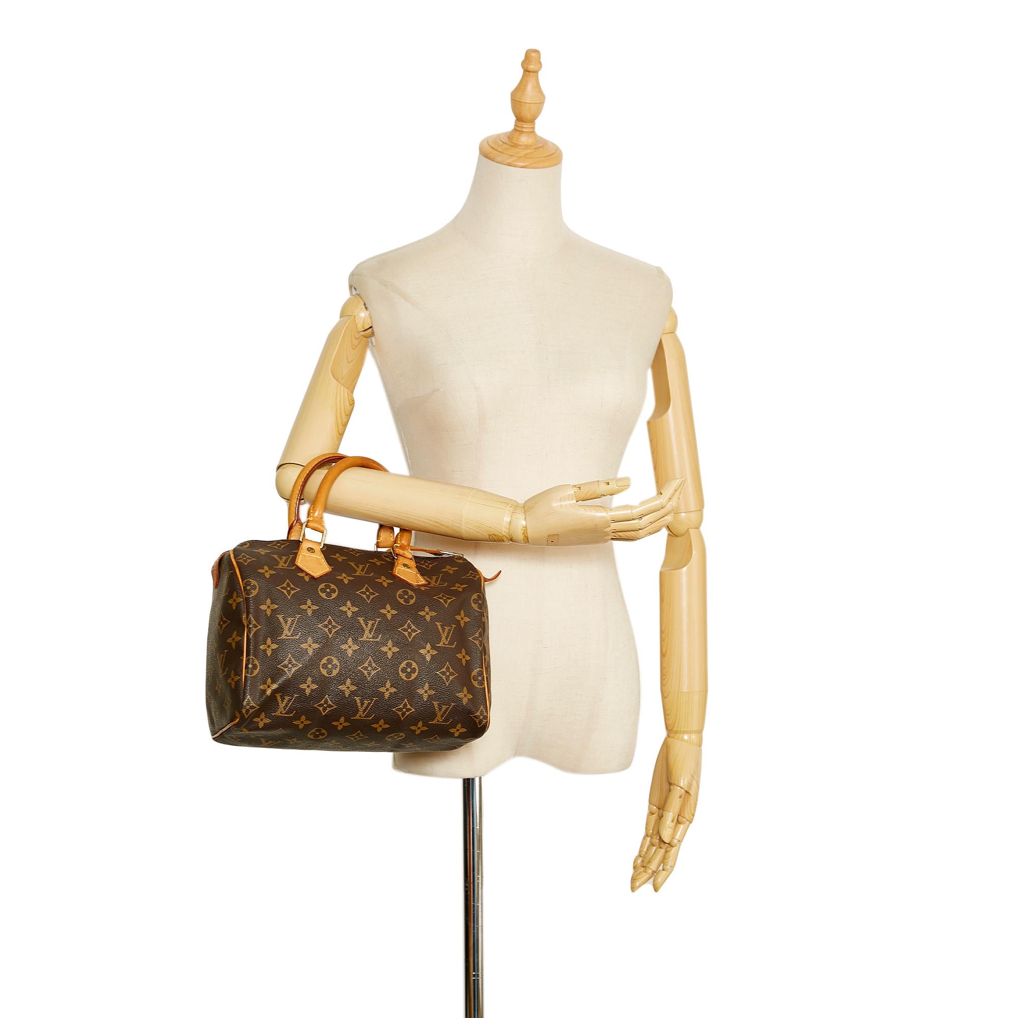 Louis Vuitton Monogram Speedy 25 (SHG-37919)