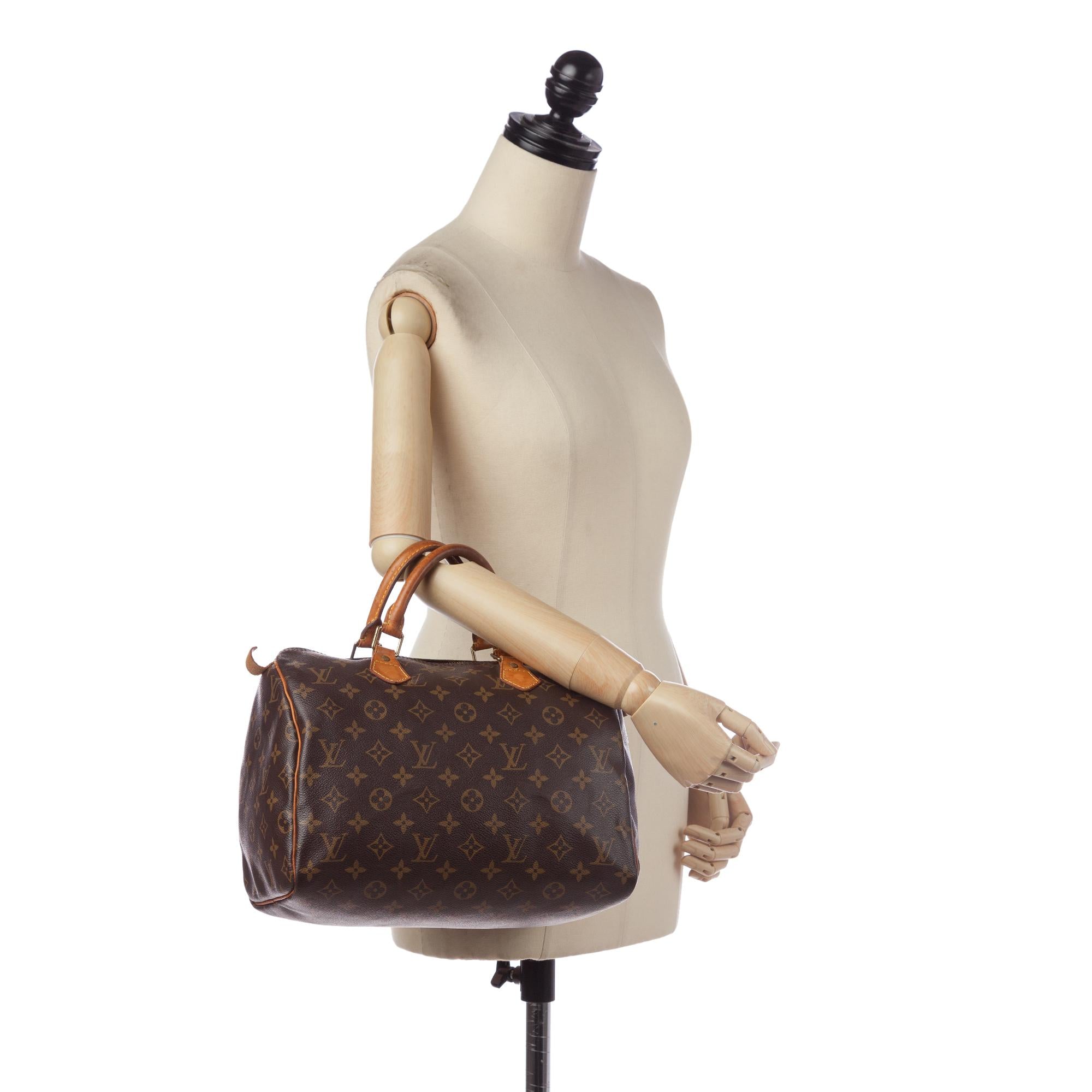 Louis Vuitton Monogram Speedy 30 (SHG-36596)