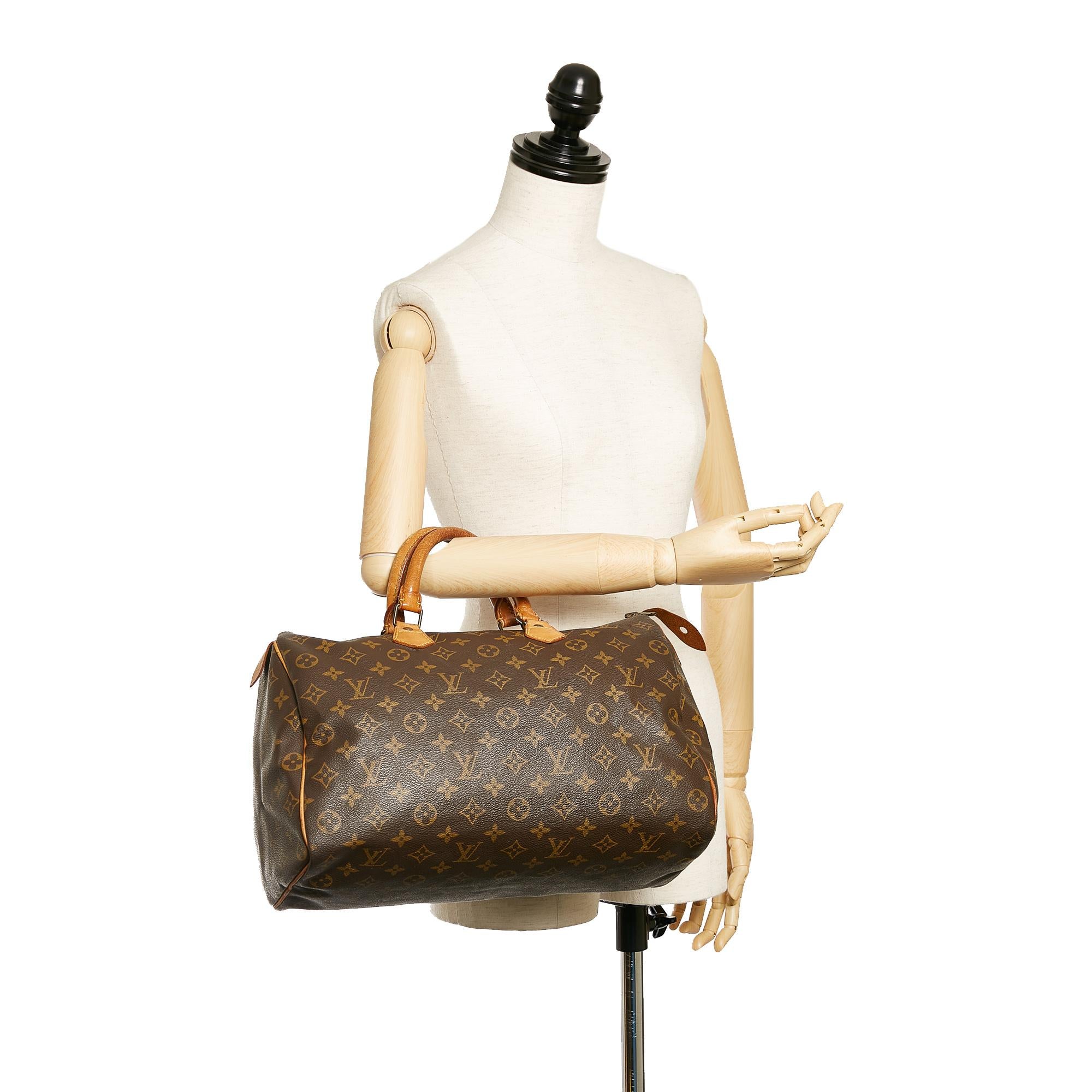 Louis Vuitton Monogram Speedy 35 (SHG-27950)